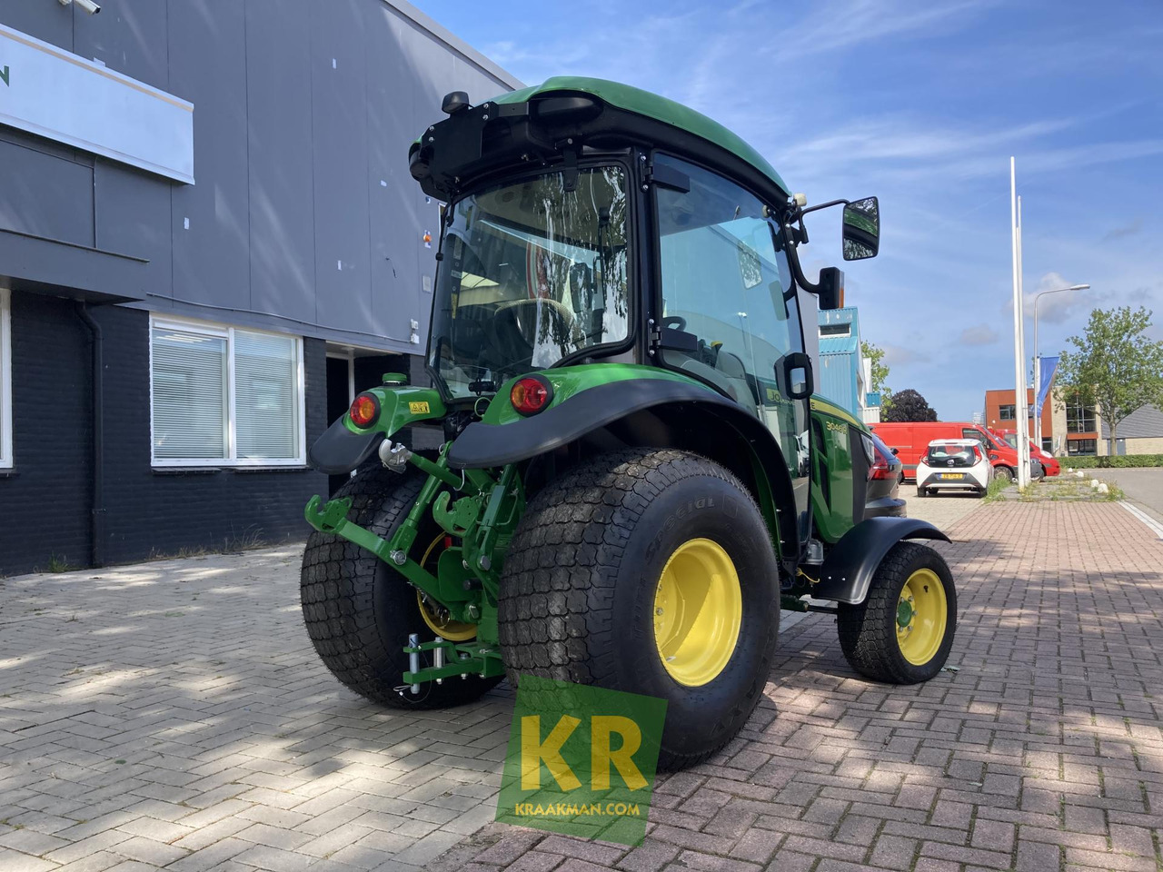 3046R John Deere - Mali traktor: slika 3046R John Deere - Mali traktor 3046R John Deere - Mali traktor: slika 3046R John Deere - Mali traktor