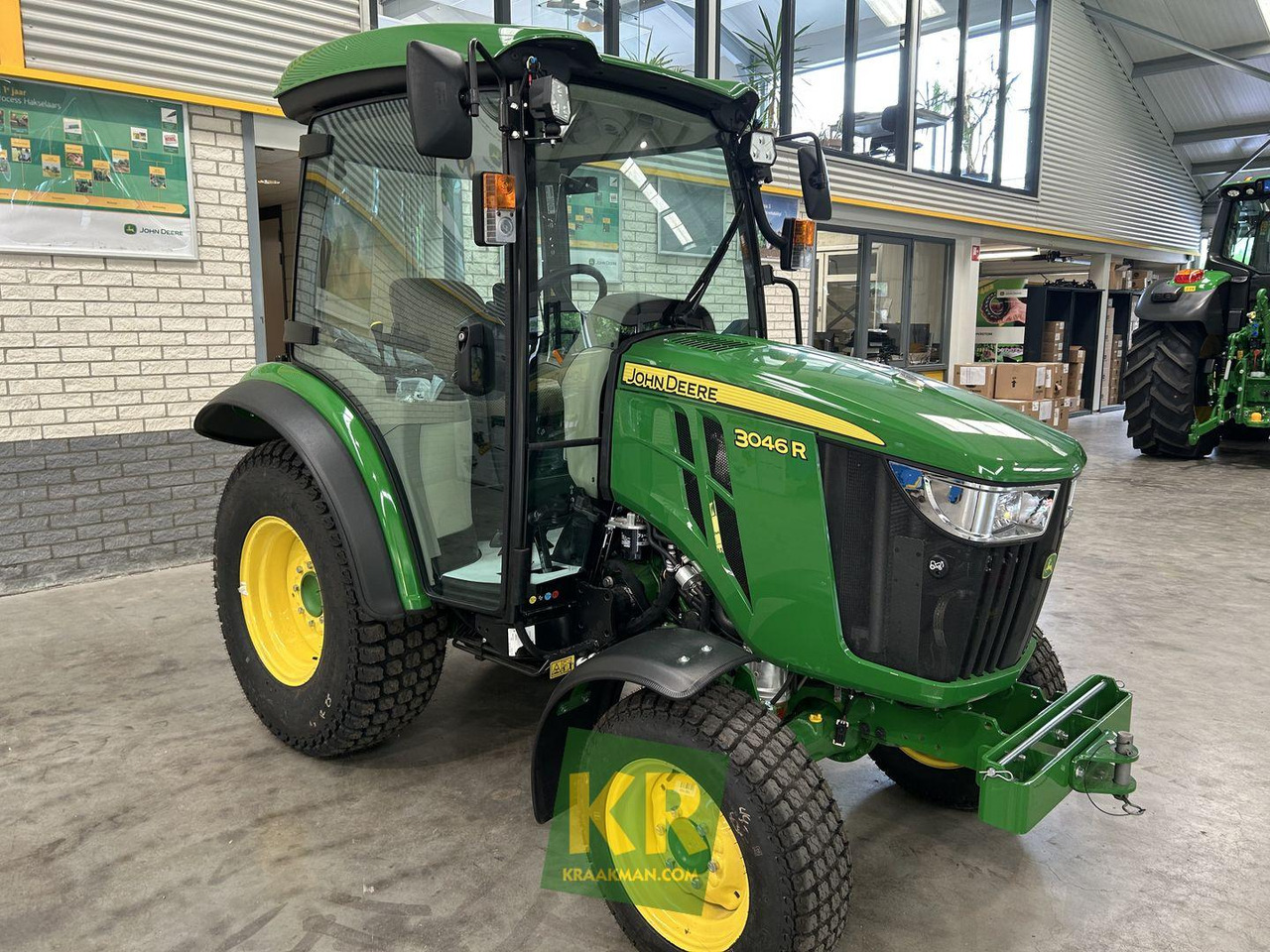 3046R John Deere - Mali traktor: slika 3046R John Deere - Mali traktor 3046R John Deere - Mali traktor: slika 3046R John Deere - Mali traktor