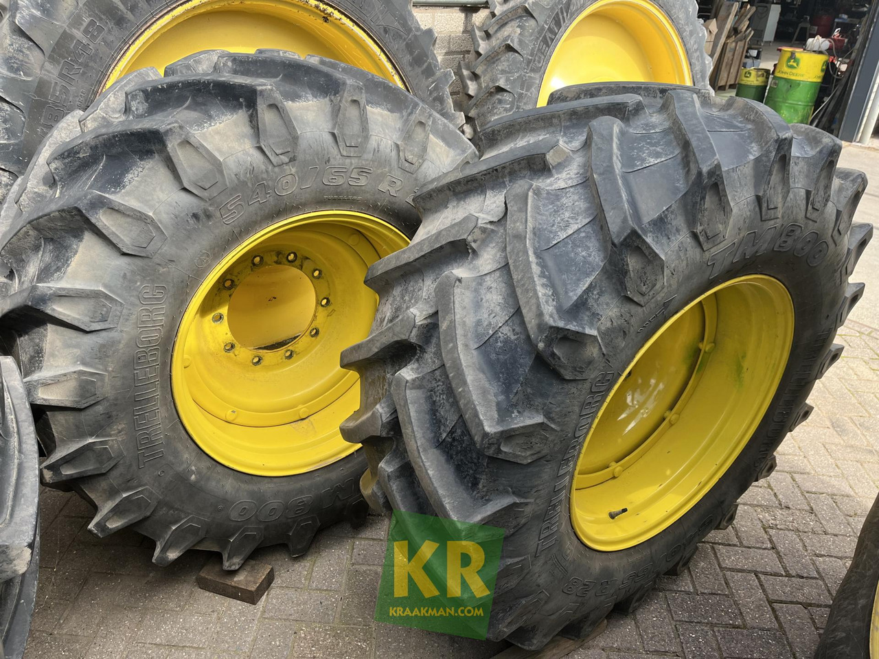 580/70r38 en 540/65r28 Trelleborg op wiel Trelleborg - Guma za Poljoprivredni strojevi: slika 580/70r38 en 540/65r28 Trelleborg op wiel Trelleborg - Guma za Poljoprivredni strojevi 580/70r38 en 540/65r28 Trelleborg op wiel Trelleborg - Guma za Poljoprivredni strojevi: slika 580/70r38 en 540/65r28 Trelleborg op wiel Trelleborg - Guma za Poljoprivredni strojevi
