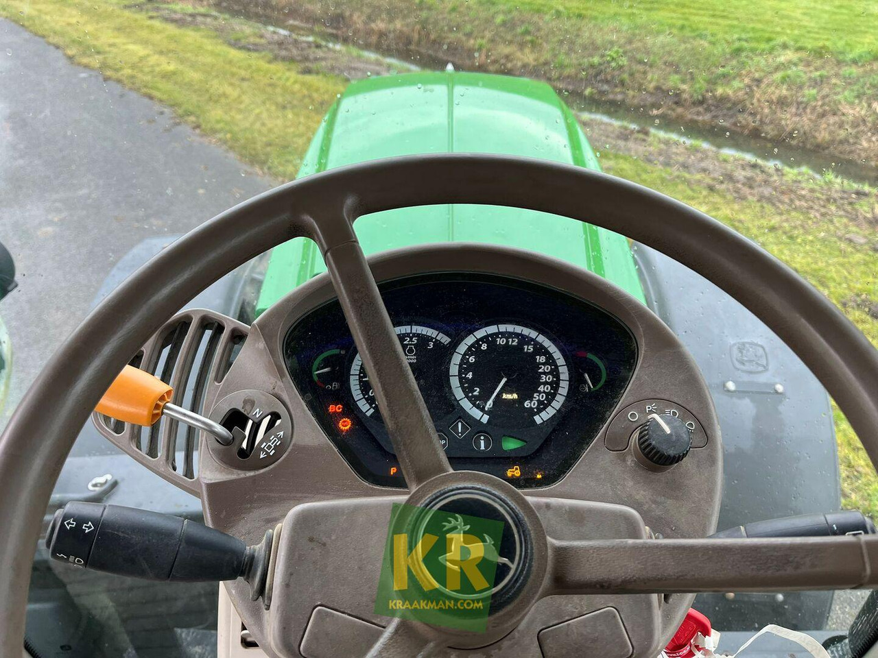 Traktor 6140R John Deere: slika Traktor 6140R John Deere