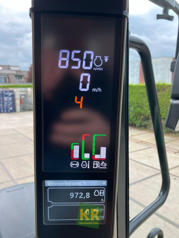 6155M John Deere - Traktor: slika 6155M John Deere - Traktor 6155M John Deere - Traktor: slika 6155M John Deere - Traktor