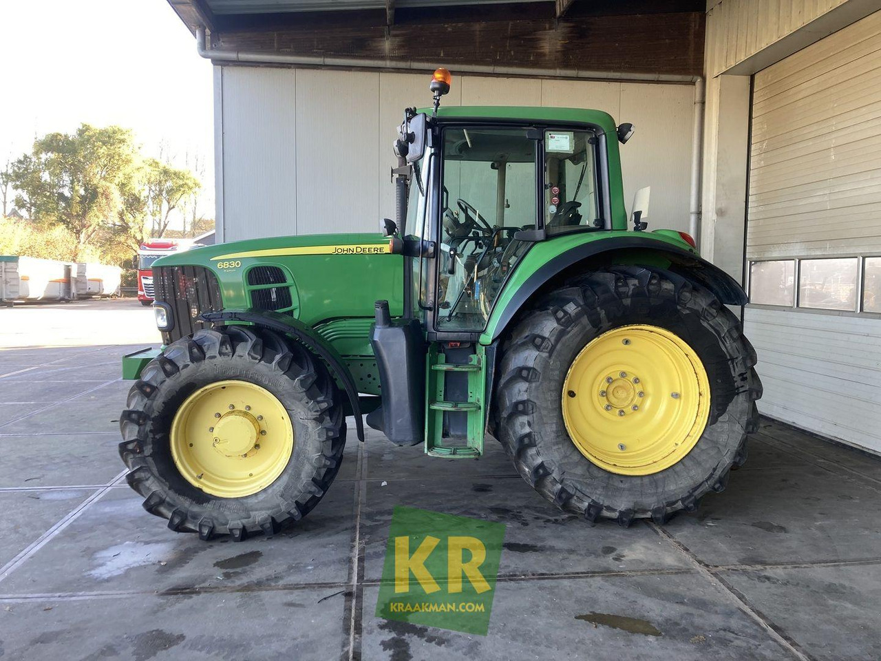 6830 PREMIUM John Deere - Traktor: slika 6830 PREMIUM John Deere - Traktor 6830 PREMIUM John Deere - Traktor: slika 6830 PREMIUM John Deere - Traktor