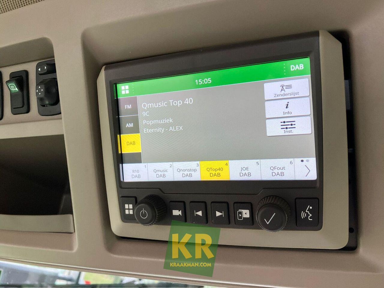 7R 350 John Deere - Traktor: slika 7R 350 John Deere - Traktor 7R 350 John Deere - Traktor: slika 7R 350 John Deere - Traktor