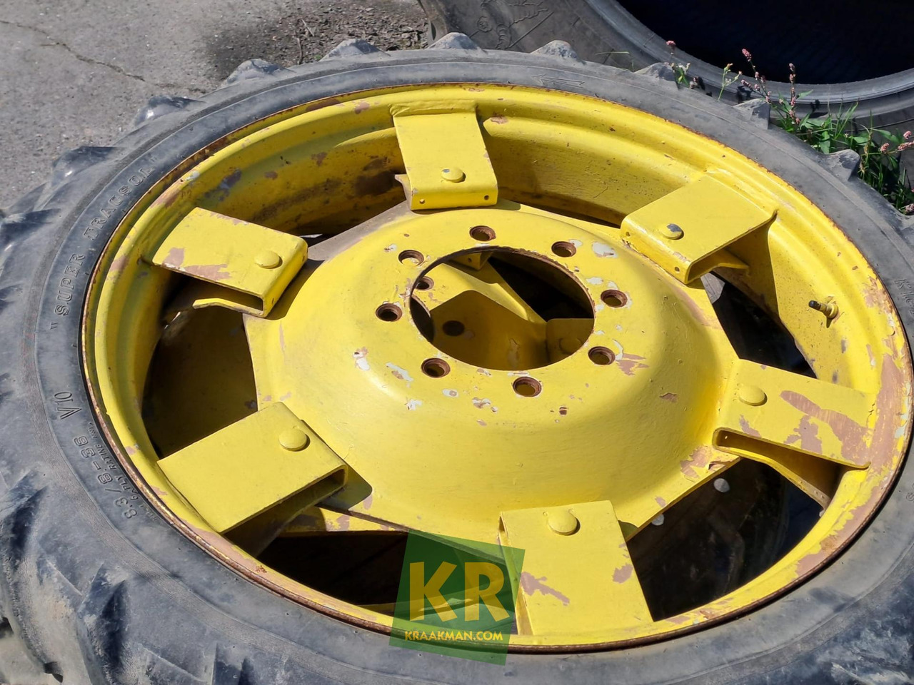 8.3/8R36 (x2) John Deere - Kompletan kotač za Poljoprivredni strojevi: slika 8.3/8R36 (x2) John Deere - Kompletan kotač za Poljoprivredni strojevi 8.3/8R36 (x2) John Deere - Kompletan kotač za Poljoprivredni strojevi: slika 8.3/8R36 (x2) John Deere - Kompletan kotač za Poljoprivredni strojevi