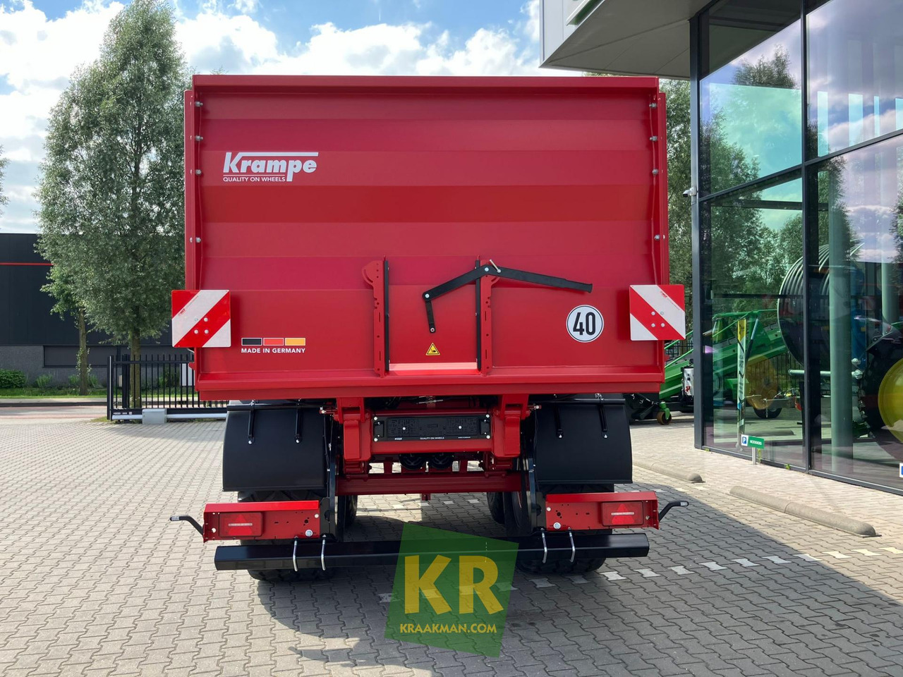 BIG BODY 700 Krampe - Nagibna prikolica za poljoprivredna gospodarstva/ Istovarivač: slika BIG BODY 700 Krampe - Nagibna prikolica za poljoprivredna gospodarstva/ Istovarivač BIG BODY 700 Krampe - Nagibna prikolica za poljoprivredna gospodarstva/ Istovarivač: slika BIG BODY 700 Krampe - Nagibna prikolica za poljoprivredna gospodarstva/ Istovarivač