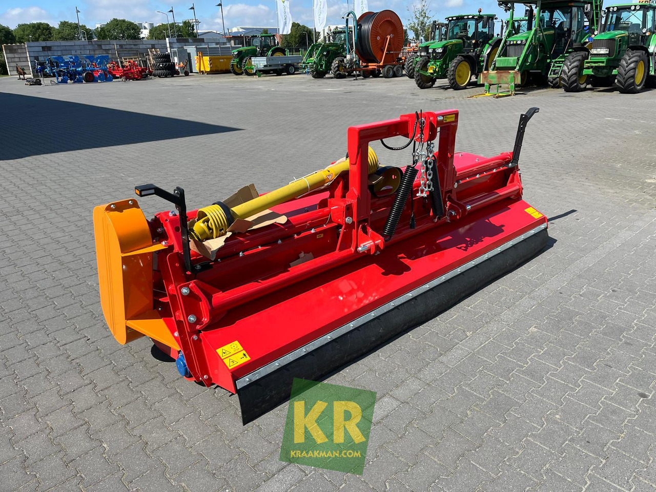 Ducker UM - Kosilica: slika Ducker UM - Kosilica Ducker UM - Kosilica: slika Ducker UM - Kosilica