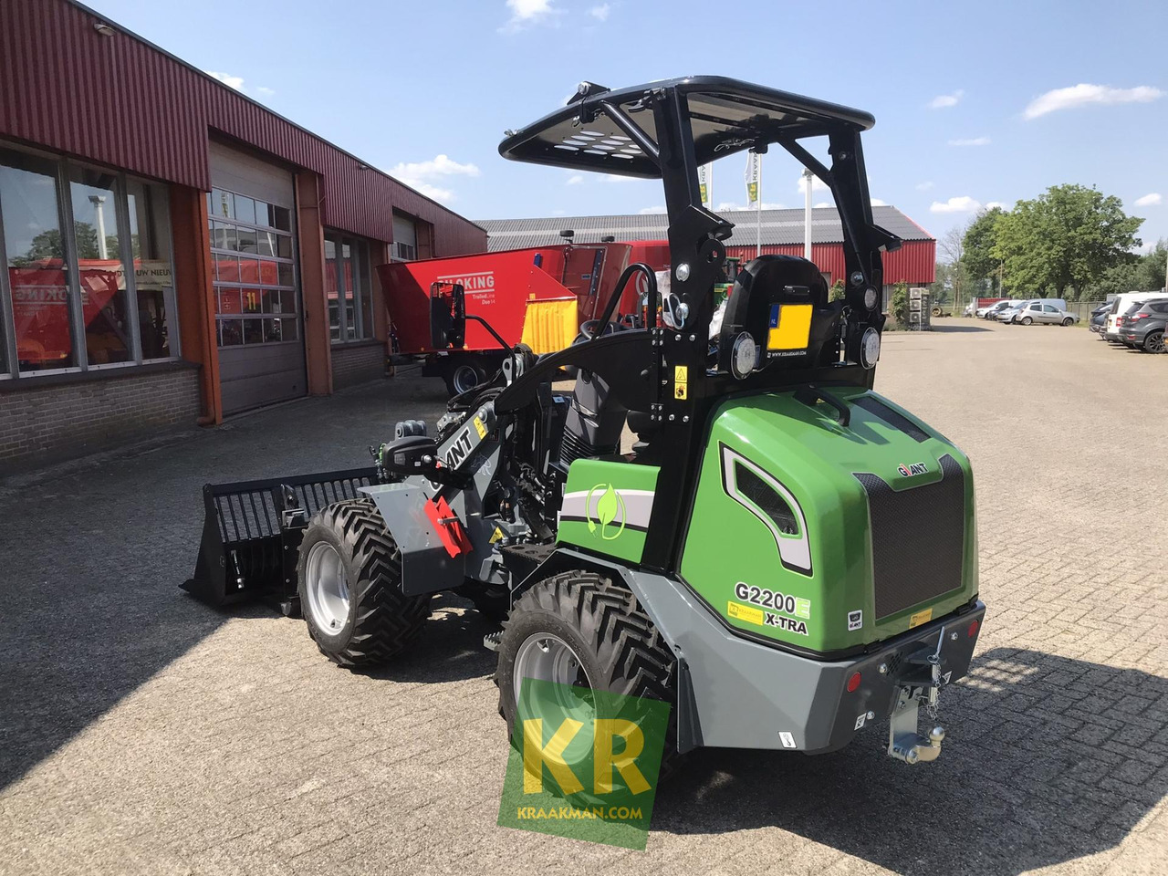 G2200E Giant - Zglobni utovarivač: slika G2200E Giant - Zglobni utovarivač G2200E Giant - Zglobni utovarivač: slika G2200E Giant - Zglobni utovarivač