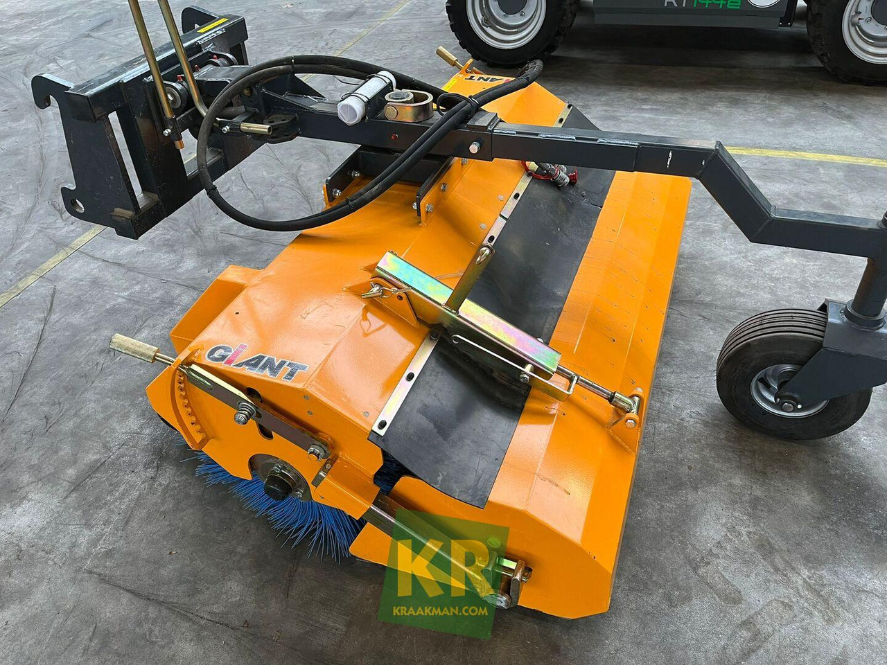 Giant Veegmachine - Metla: slika Giant Veegmachine - Metla Giant Veegmachine - Metla: slika Giant Veegmachine - Metla