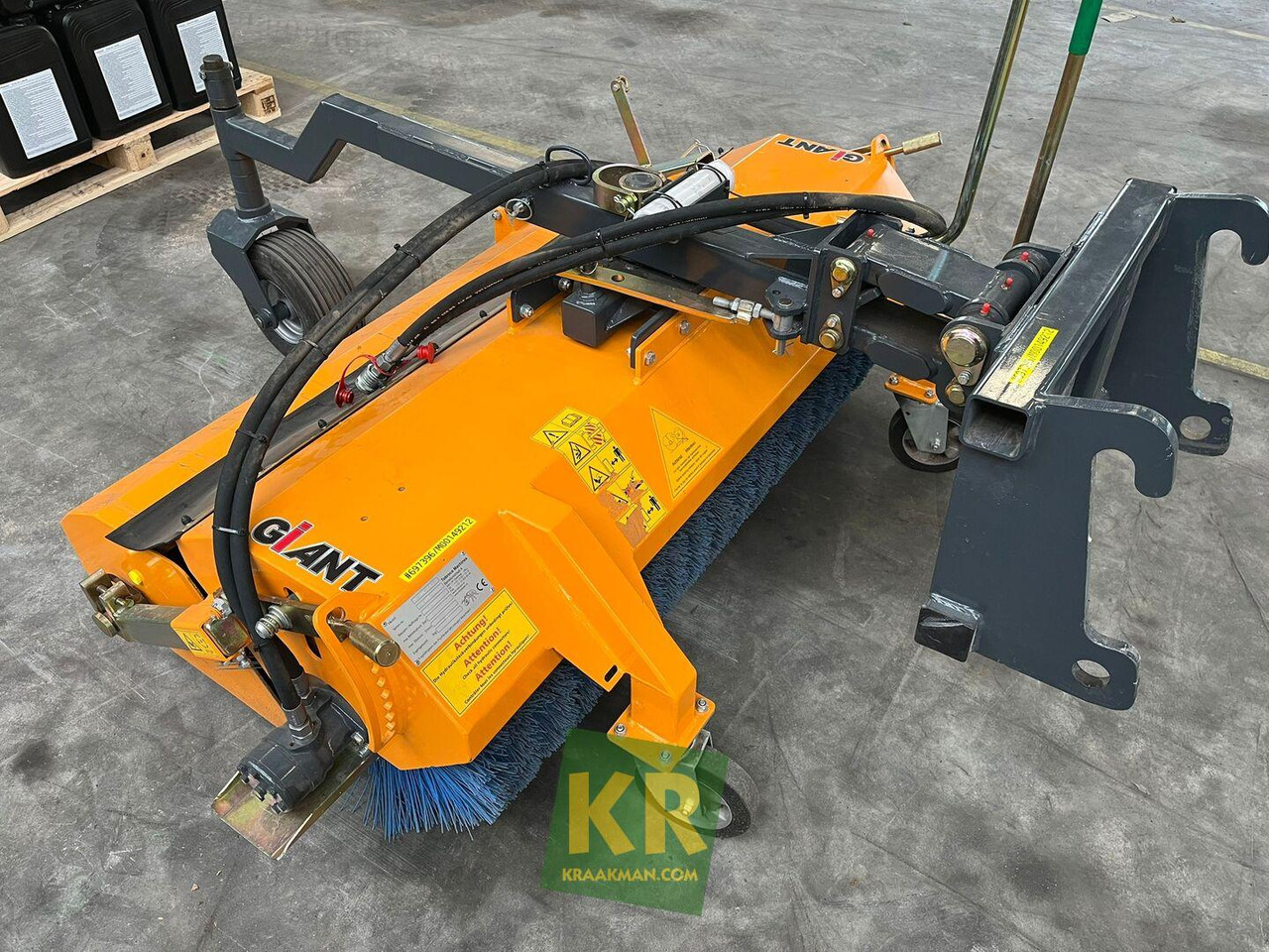 Giant Veegmachine - Metla: slika Giant Veegmachine - Metla Giant Veegmachine - Metla: slika Giant Veegmachine - Metla