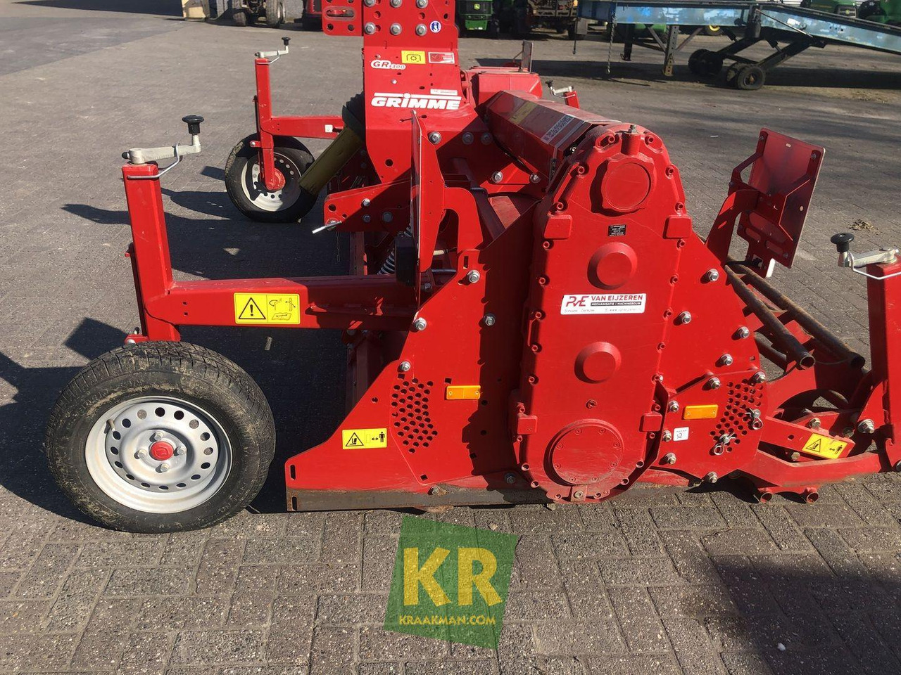 Grimme GR 9210 - Oprema za obradu tla: slika Grimme GR 9210 - Oprema za obradu tla Grimme GR 9210 - Oprema za obradu tla: slika Grimme GR 9210 - Oprema za obradu tla