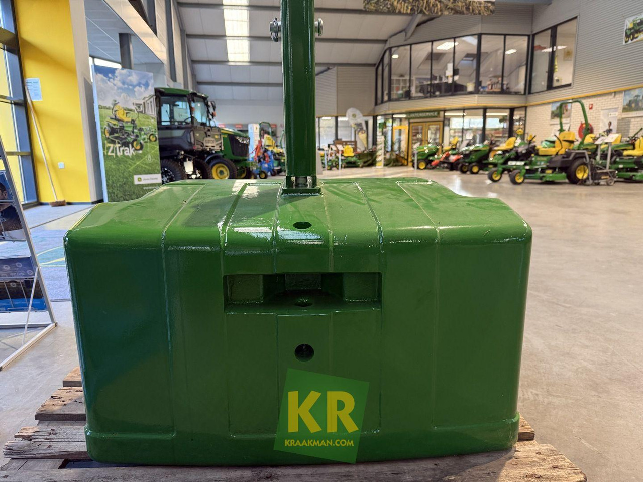 John Deere 1500 KG - Protuuteg: slika John Deere 1500 KG - Protuuteg John Deere 1500 KG - Protuuteg: slika John Deere 1500 KG - Protuuteg