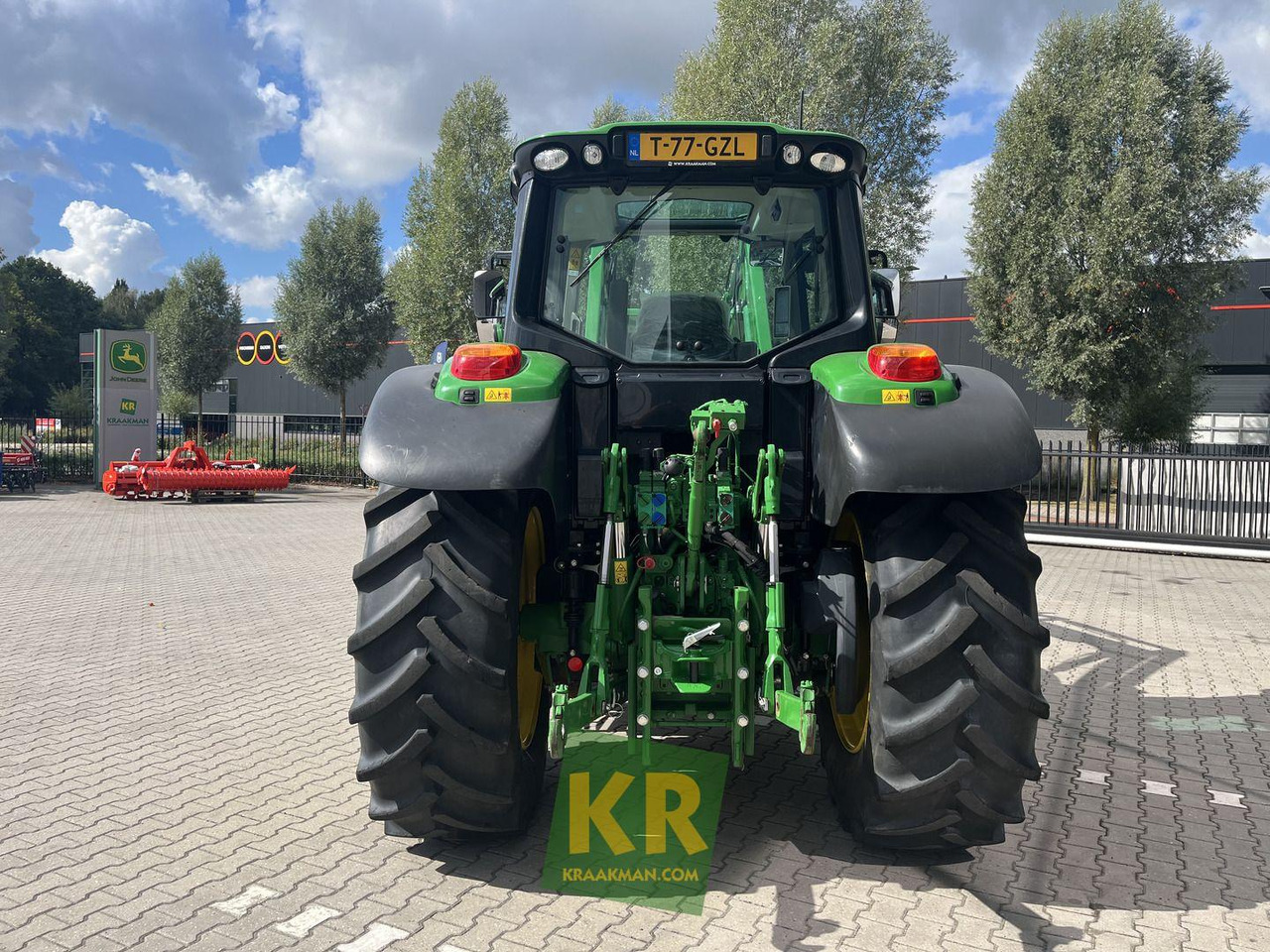 John Deere 6100M - Traktor: slika John Deere 6100M - Traktor John Deere 6100M - Traktor: slika John Deere 6100M - Traktor