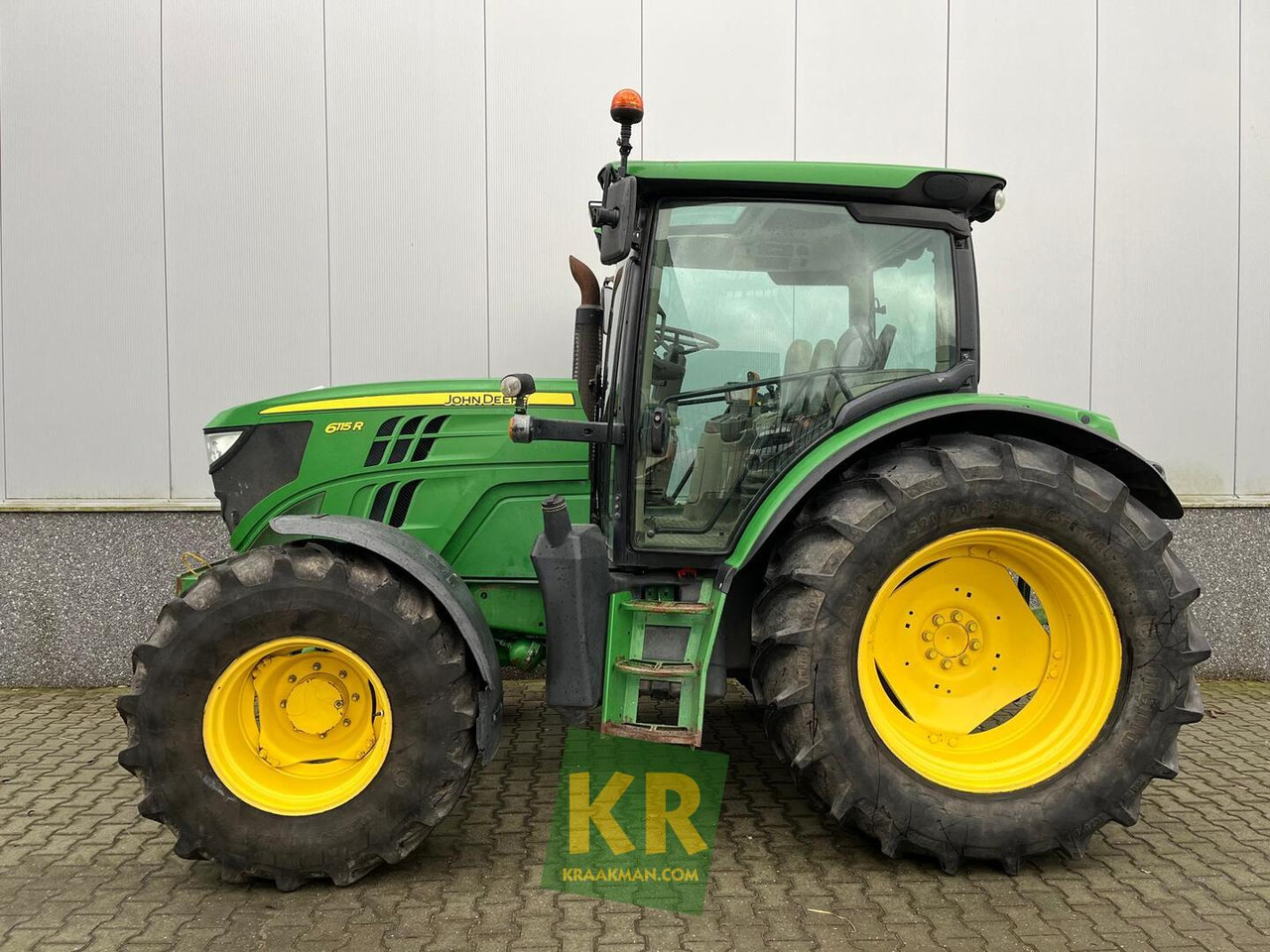 John Deere 6115R - Traktor: slika John Deere 6115R - Traktor John Deere 6115R - Traktor: slika John Deere 6115R - Traktor
