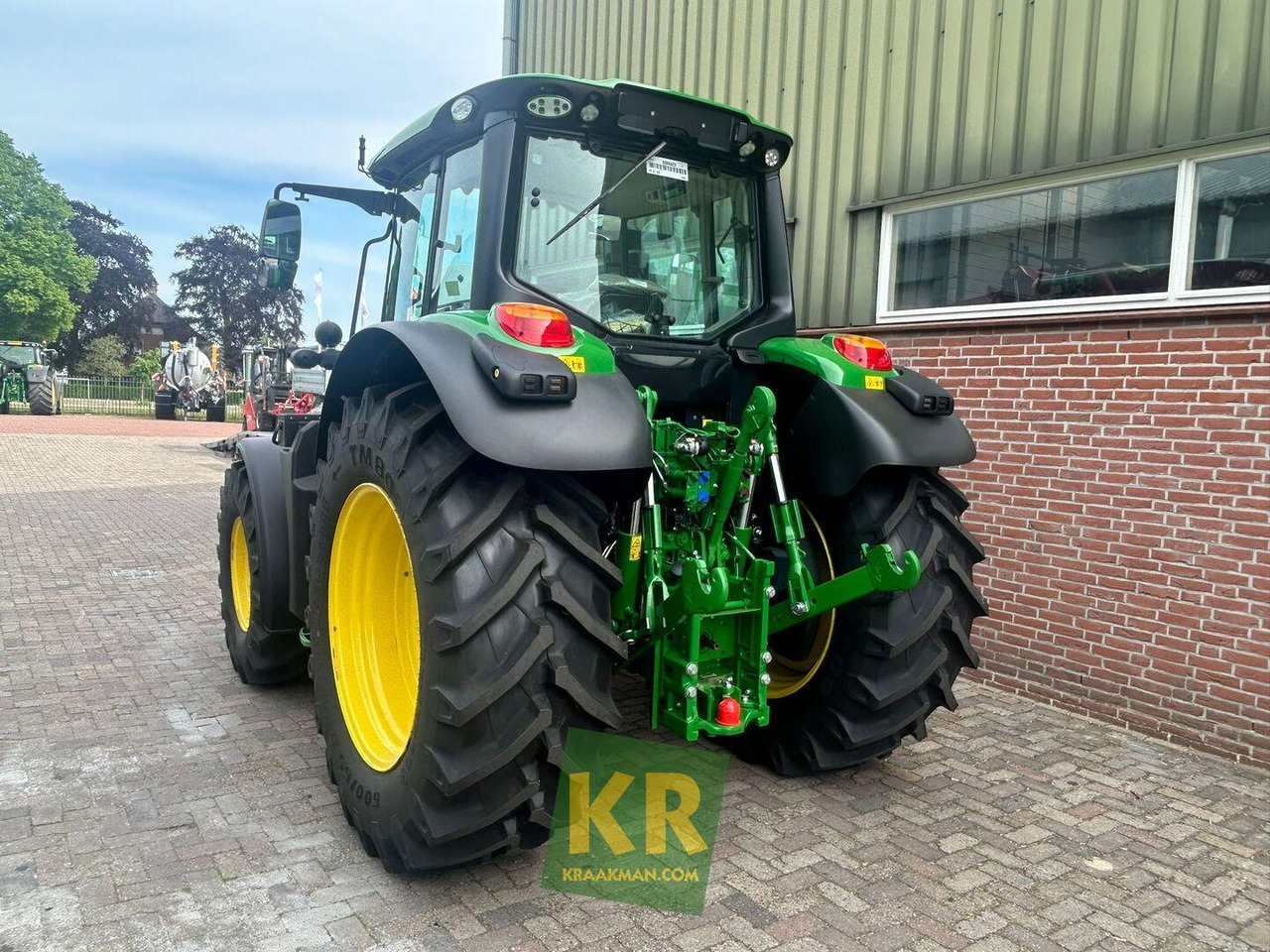 John Deere 6120M - Traktor: slika John Deere 6120M - Traktor John Deere 6120M - Traktor: slika John Deere 6120M - Traktor