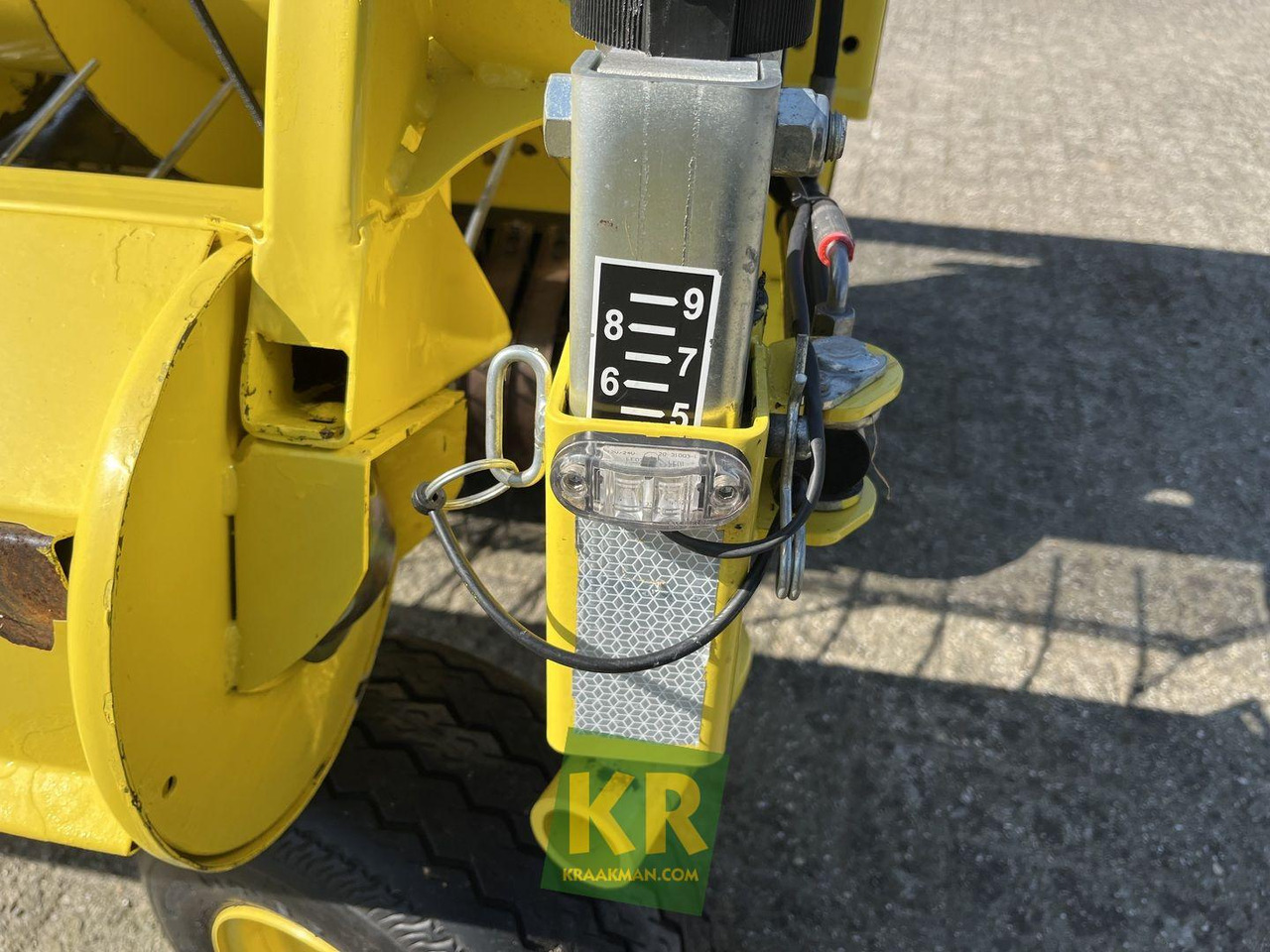 John Deere 630C - Priključak za silažni kombajn: slika John Deere 630C - Priključak za silažni kombajn John Deere 630C - Priključak za silažni kombajn: slika John Deere 630C - Priključak za silažni kombajn