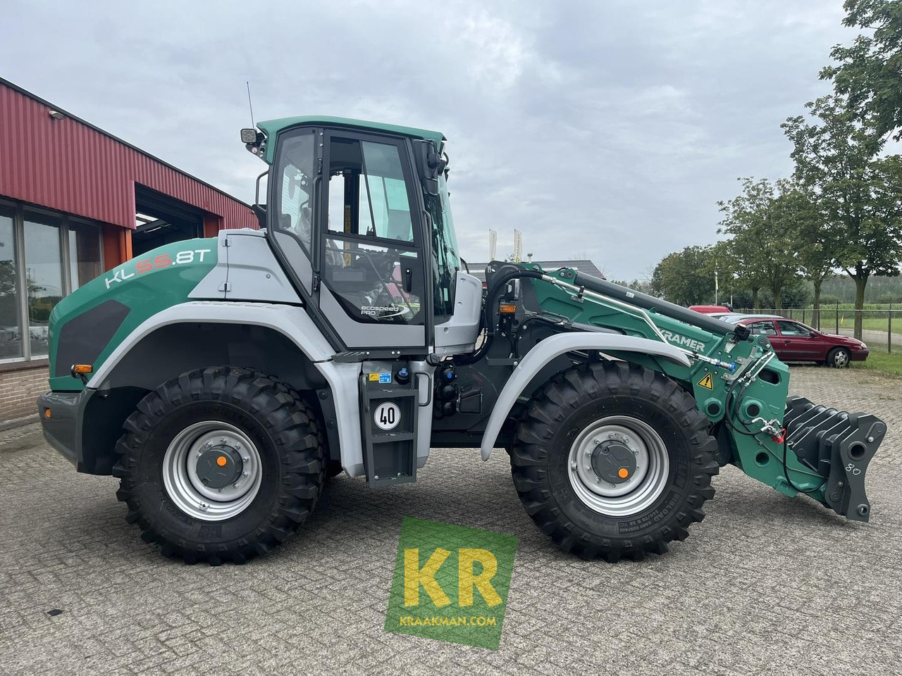 Novi Utovarivač na kotačima KL55.8T Kramer: slika Novi Utovarivač na kotačima KL55.8T Kramer