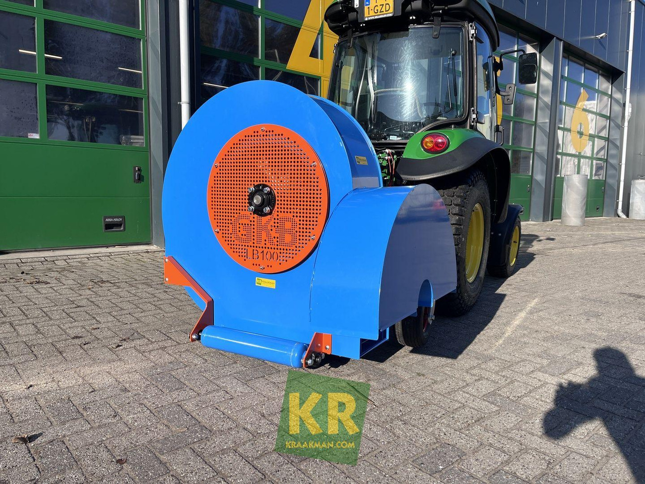 LEAF-BLOWER GKB - Oprema za vrt: slika LEAF-BLOWER GKB - Oprema za vrt LEAF-BLOWER GKB - Oprema za vrt: slika LEAF-BLOWER GKB - Oprema za vrt