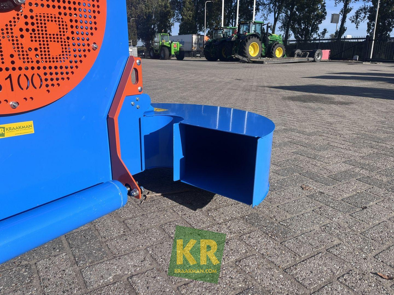 LEAF-BLOWER GKB - Oprema za vrt: slika LEAF-BLOWER GKB - Oprema za vrt LEAF-BLOWER GKB - Oprema za vrt: slika LEAF-BLOWER GKB - Oprema za vrt