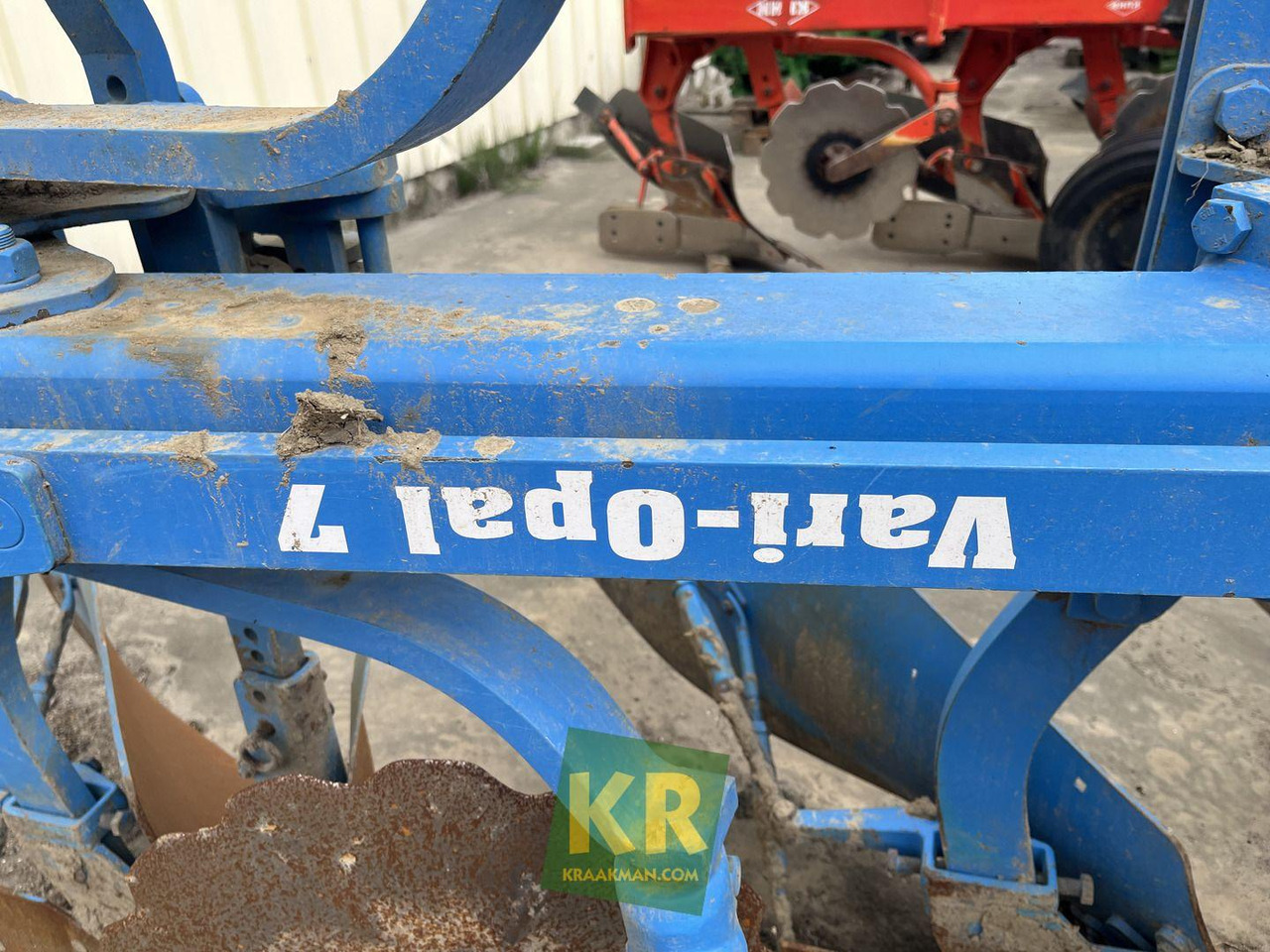 Lemken Vari-Opal 7 - Plug: slika Lemken Vari-Opal 7 - Plug Lemken Vari-Opal 7 - Plug: slika Lemken Vari-Opal 7 - Plug