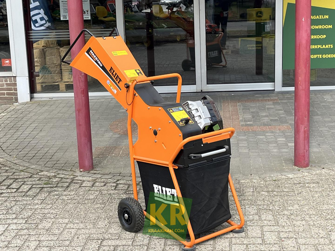 MAESTRO Eliet - Drobilica za drvo: slika MAESTRO Eliet - Drobilica za drvo MAESTRO Eliet - Drobilica za drvo: slika MAESTRO Eliet - Drobilica za drvo