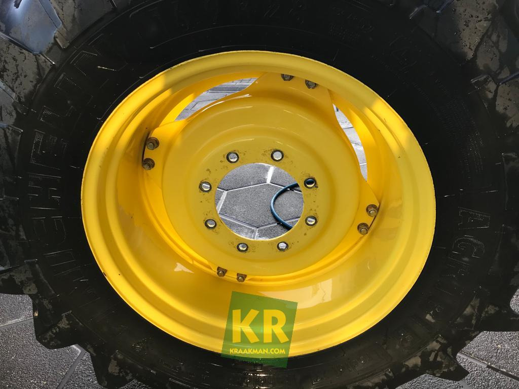 Michelin Banden Michelin - Kompletan kotač za Poljoprivredni strojevi: slika Michelin Banden Michelin - Kompletan kotač za Poljoprivredni strojevi Michelin Banden Michelin - Kompletan kotač za Poljoprivredni strojevi: slika Michelin Banden Michelin - Kompletan kotač za Poljoprivredni strojevi