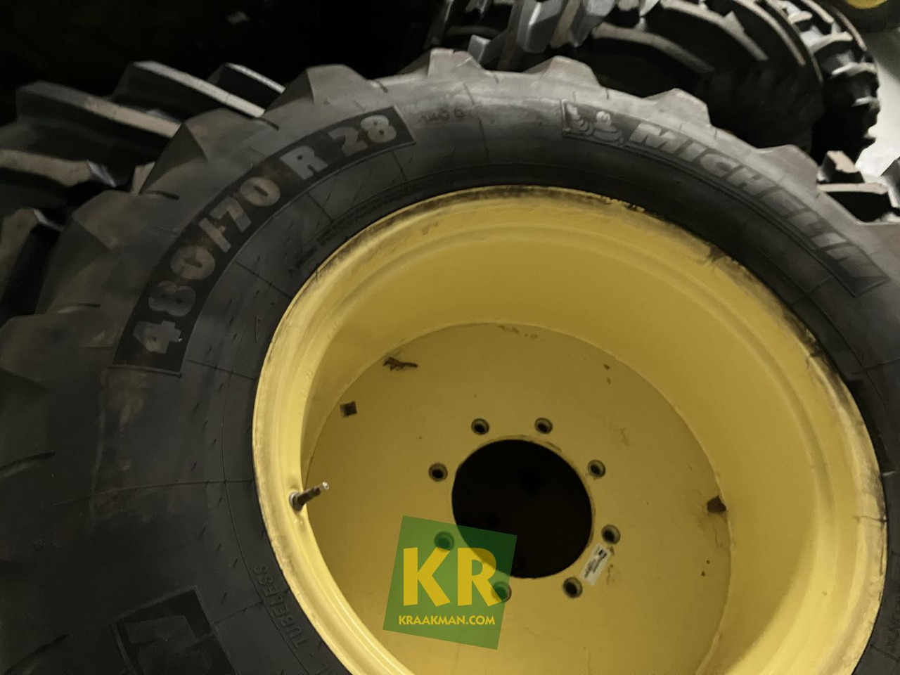 Michelin Banden Michelin - Kompletan kotač za Poljoprivredni strojevi: slika Michelin Banden Michelin - Kompletan kotač za Poljoprivredni strojevi Michelin Banden Michelin - Kompletan kotač za Poljoprivredni strojevi: slika Michelin Banden Michelin - Kompletan kotač za Poljoprivredni strojevi