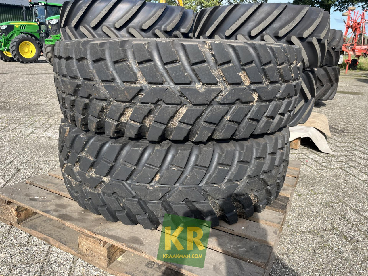 Onbekend merk Nokian 360/80R24 Tri 2 - Guma za Poljoprivredni strojevi: slika Onbekend merk Nokian 360/80R24 Tri 2 - Guma za Poljoprivredni strojevi Onbekend merk Nokian 360/80R24 Tri 2 - Guma za Poljoprivredni strojevi: slika Onbekend merk Nokian 360/80R24 Tri 2 - Guma za Poljoprivredni strojevi