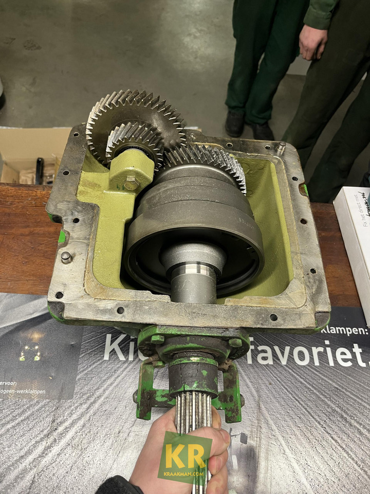 MFWD Bak John Deere - Rezervni dijelovi za Traktor: slika MFWD Bak John Deere - Rezervni dijelovi za Traktor MFWD Bak John Deere - Rezervni dijelovi za Traktor: slika MFWD Bak John Deere - Rezervni dijelovi za Traktor