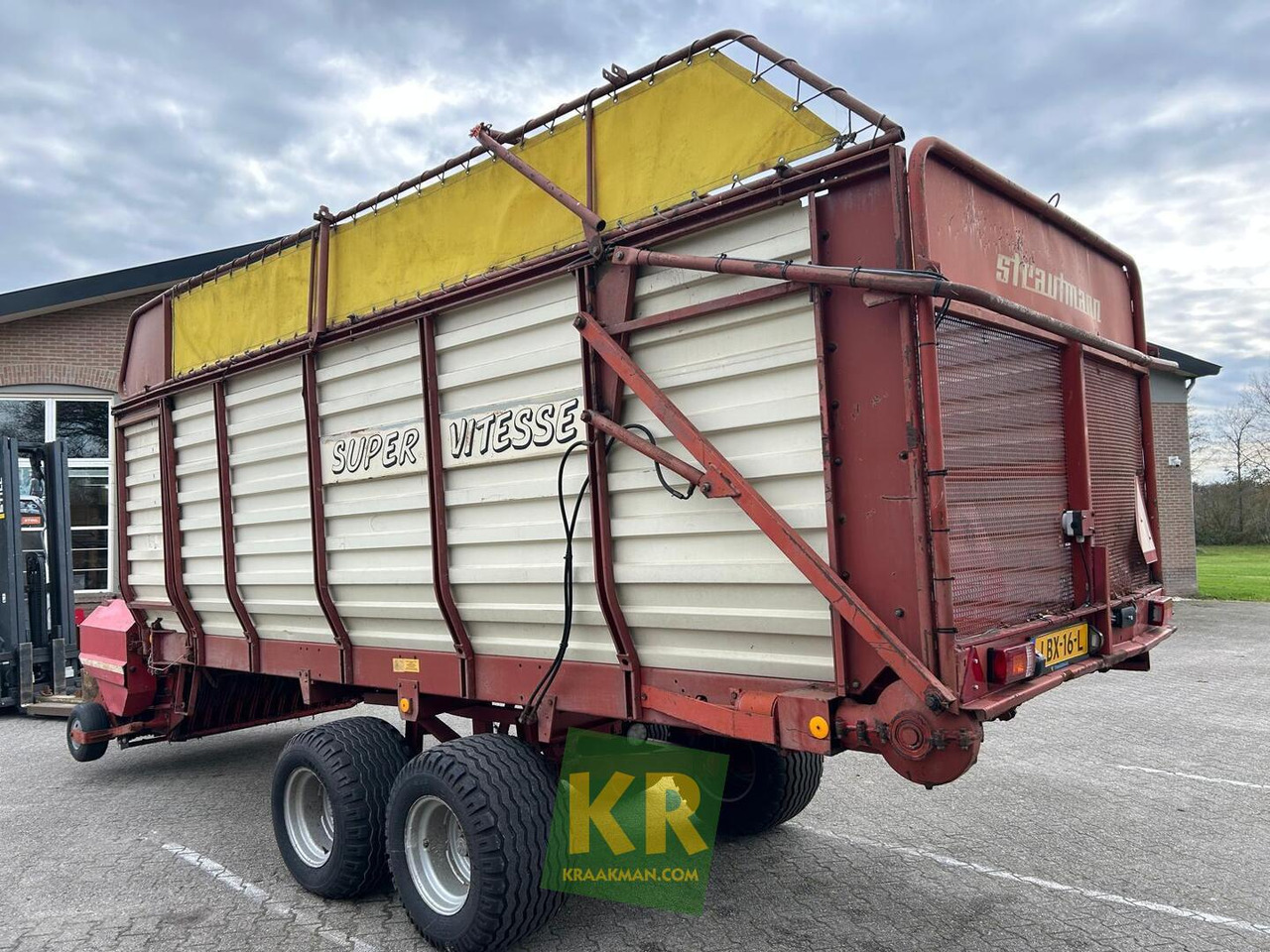 Super Vitesse Strautmann - Samoutovarni vagon: slika Super Vitesse Strautmann - Samoutovarni vagon Super Vitesse Strautmann - Samoutovarni vagon: slika Super Vitesse Strautmann - Samoutovarni vagon