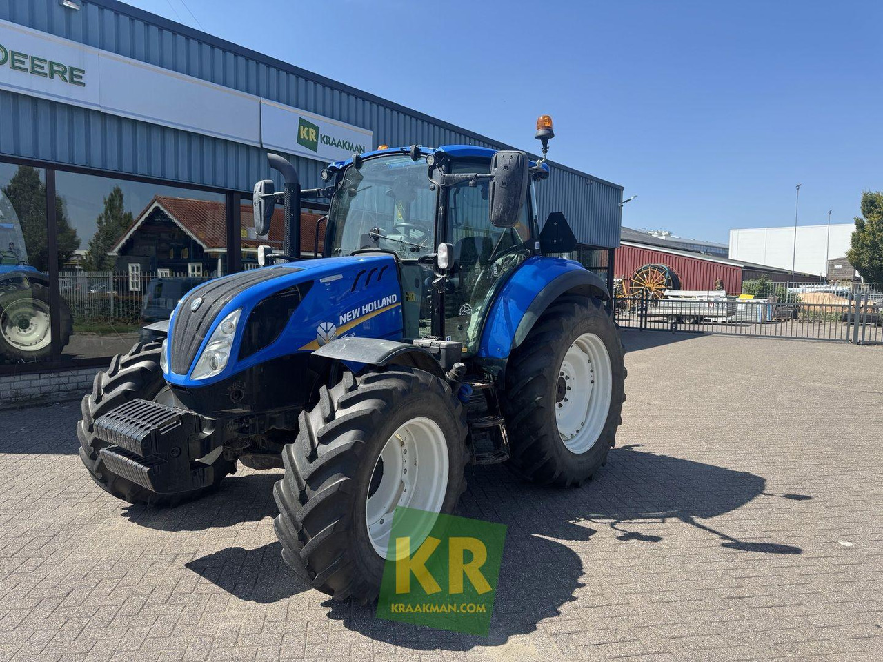 T5.110 New Holland - Traktor: slika T5.110 New Holland - Traktor T5.110 New Holland - Traktor: slika T5.110 New Holland - Traktor