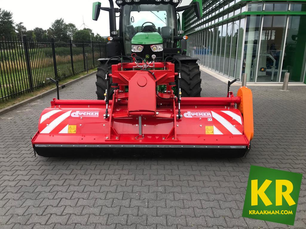 UM Ducker - Kosilica: slika UM Ducker - Kosilica UM Ducker - Kosilica: slika UM Ducker - Kosilica