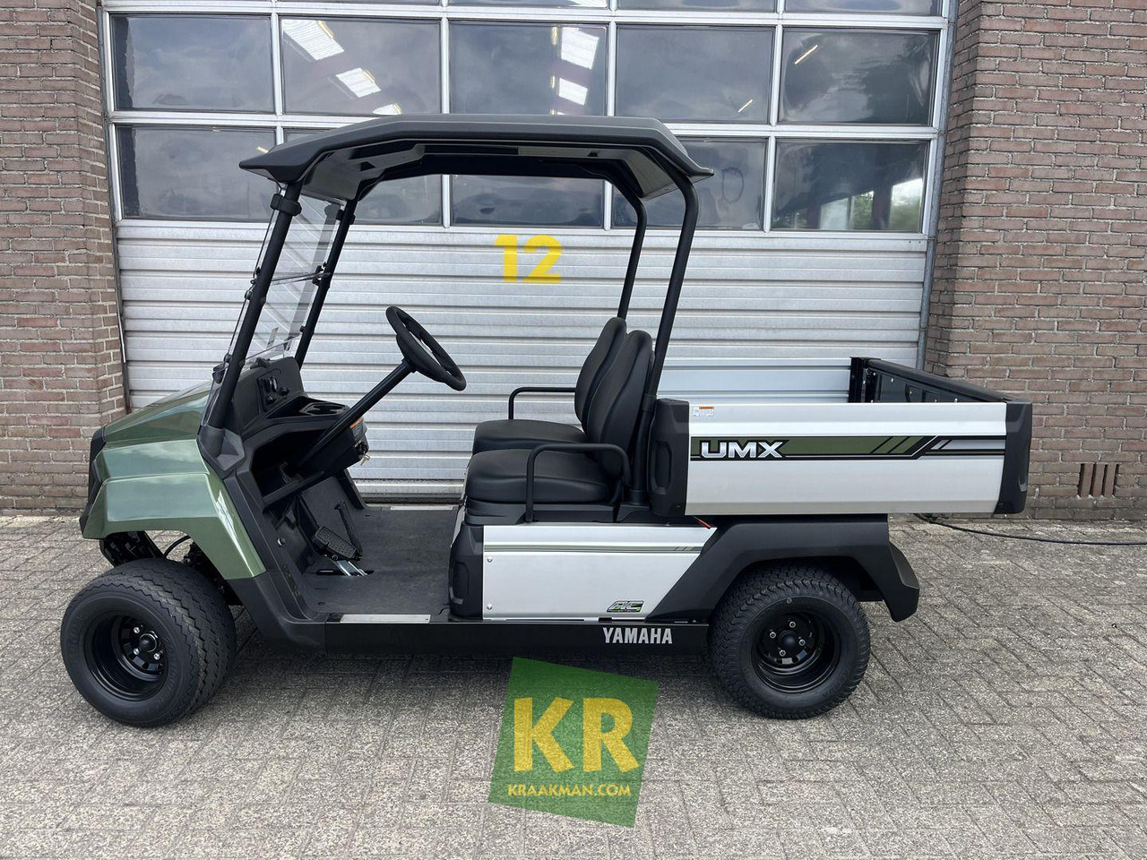 UMX 2AC Yamaha - Vozilo za golf terene: slika UMX 2AC Yamaha - Vozilo za golf terene UMX 2AC Yamaha - Vozilo za golf terene: slika UMX 2AC Yamaha - Vozilo za golf terene