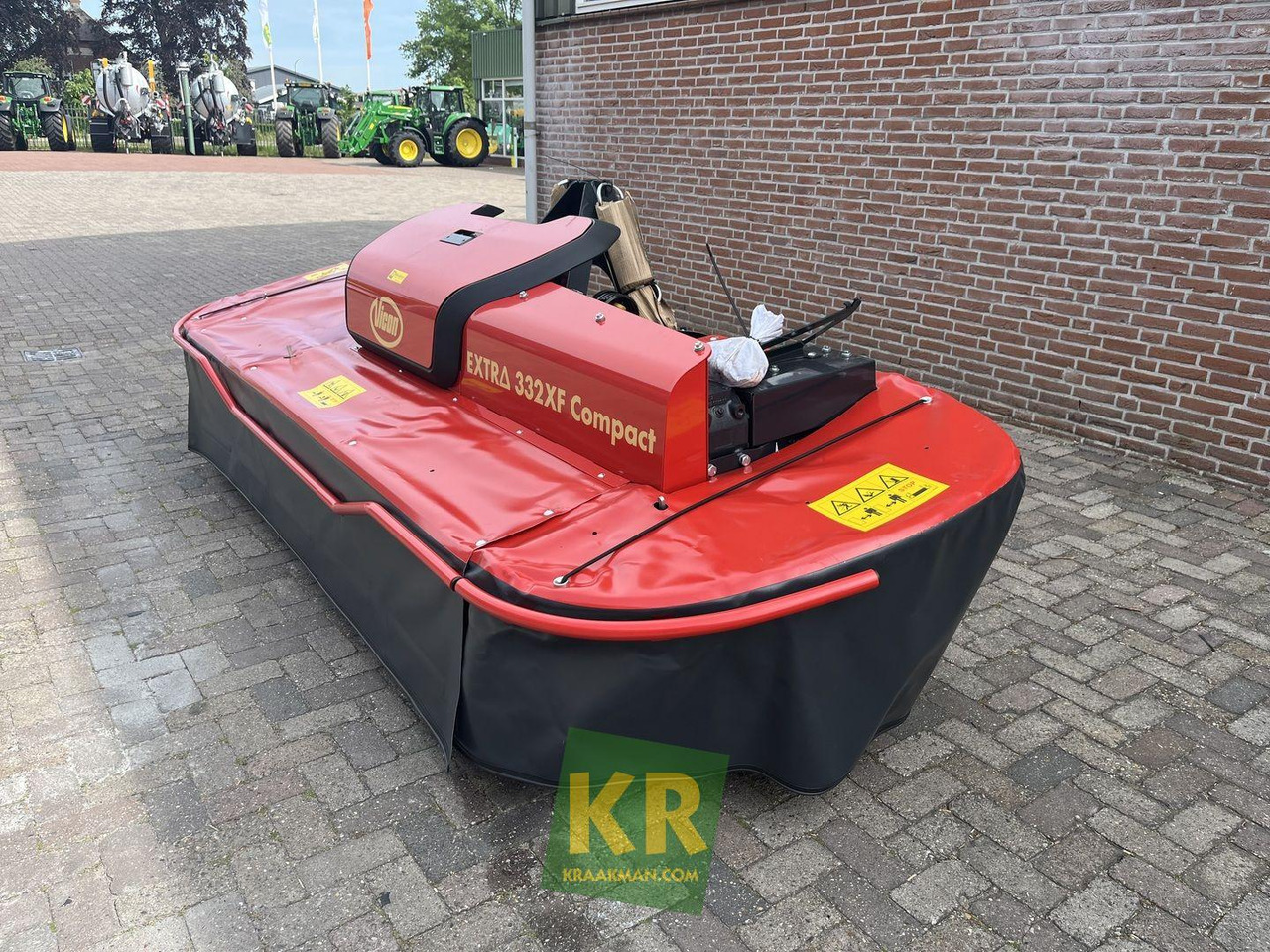 Vicon EXTRA 332XF Compact - Vrtna kosilica: slika Vicon EXTRA 332XF Compact - Vrtna kosilica Vicon EXTRA 332XF Compact - Vrtna kosilica: slika Vicon EXTRA 332XF Compact - Vrtna kosilica