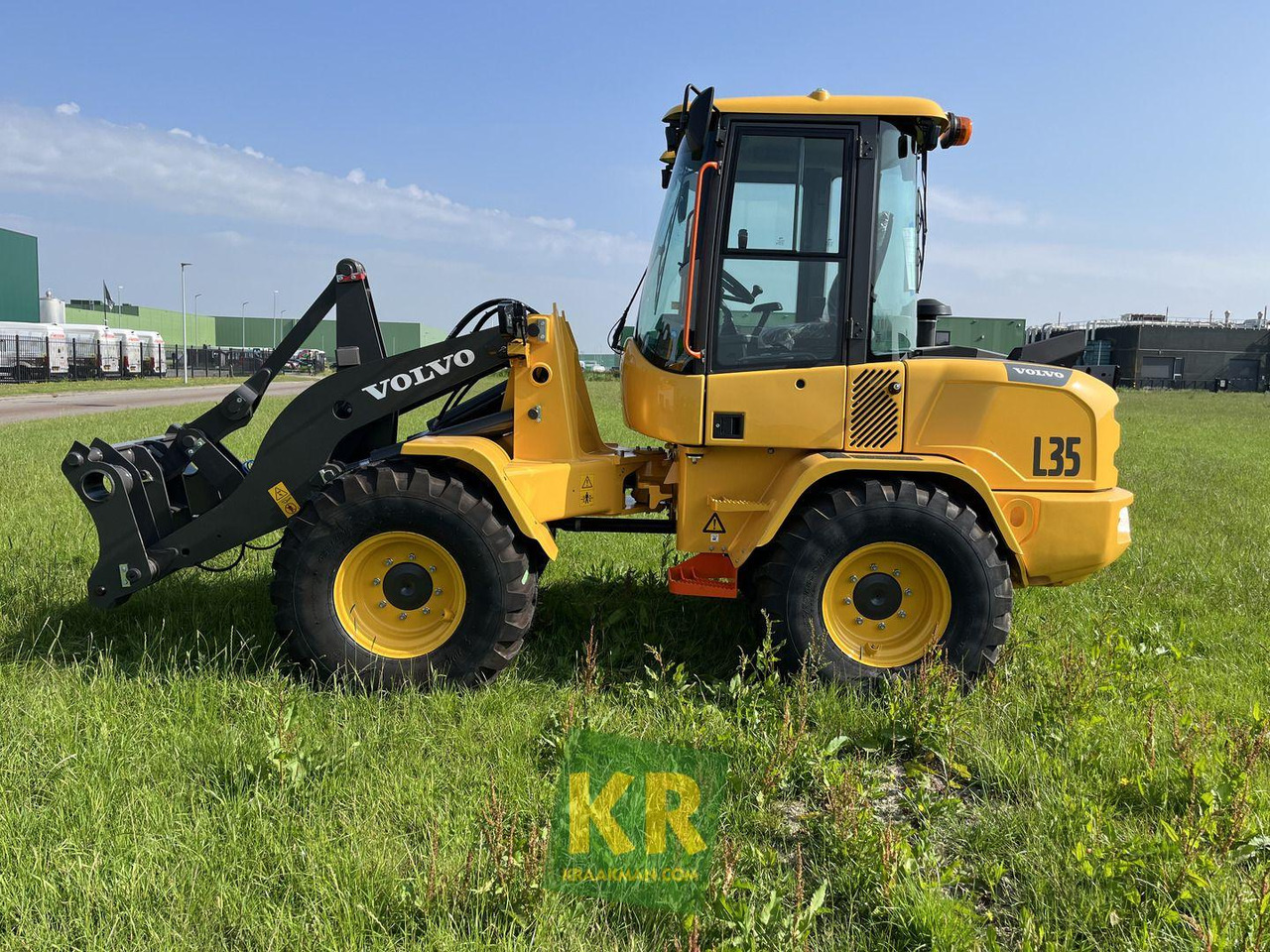 Volvo L35HT - Utovarivač na kotačima: slika Volvo L35HT - Utovarivač na kotačima Volvo L35HT - Utovarivač na kotačima: slika Volvo L35HT - Utovarivač na kotačima