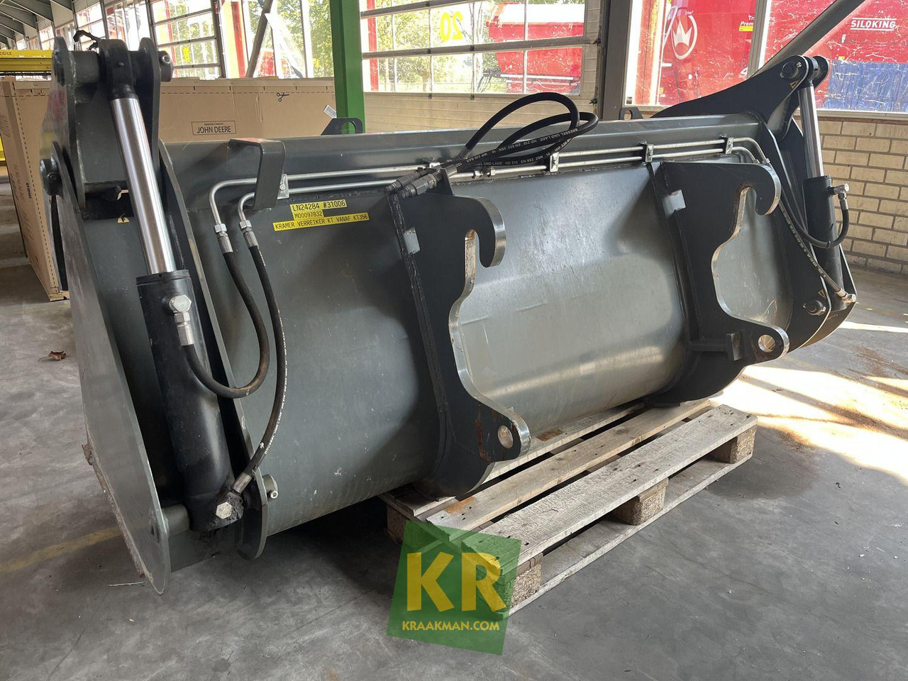 Voorzetstukken Kramer - Utovarna korpa: slika Voorzetstukken Kramer - Utovarna korpa Voorzetstukken Kramer - Utovarna korpa: slika Voorzetstukken Kramer - Utovarna korpa