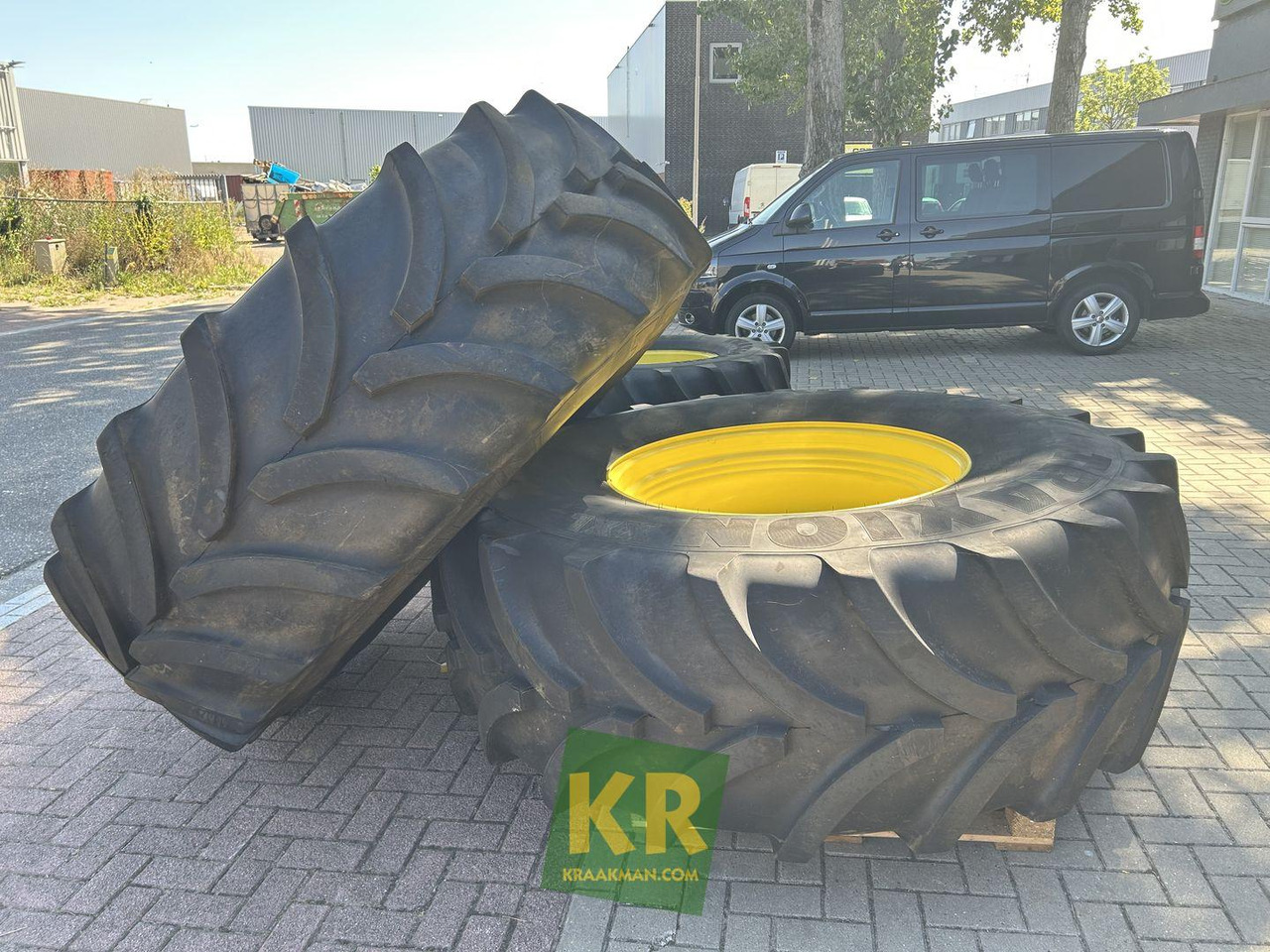 Vredestein Banden Vredestein - Kompletan kotač za Poljoprivredni strojevi: slika Vredestein Banden Vredestein - Kompletan kotač za Poljoprivredni strojevi Vredestein Banden Vredestein - Kompletan kotač za Poljoprivredni strojevi: slika Vredestein Banden Vredestein - Kompletan kotač za Poljoprivredni strojevi