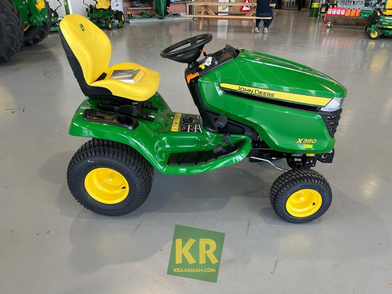 X380 John Deere - Vrtna kosilica: slika X380 John Deere - Vrtna kosilica X380 John Deere - Vrtna kosilica: slika X380 John Deere - Vrtna kosilica