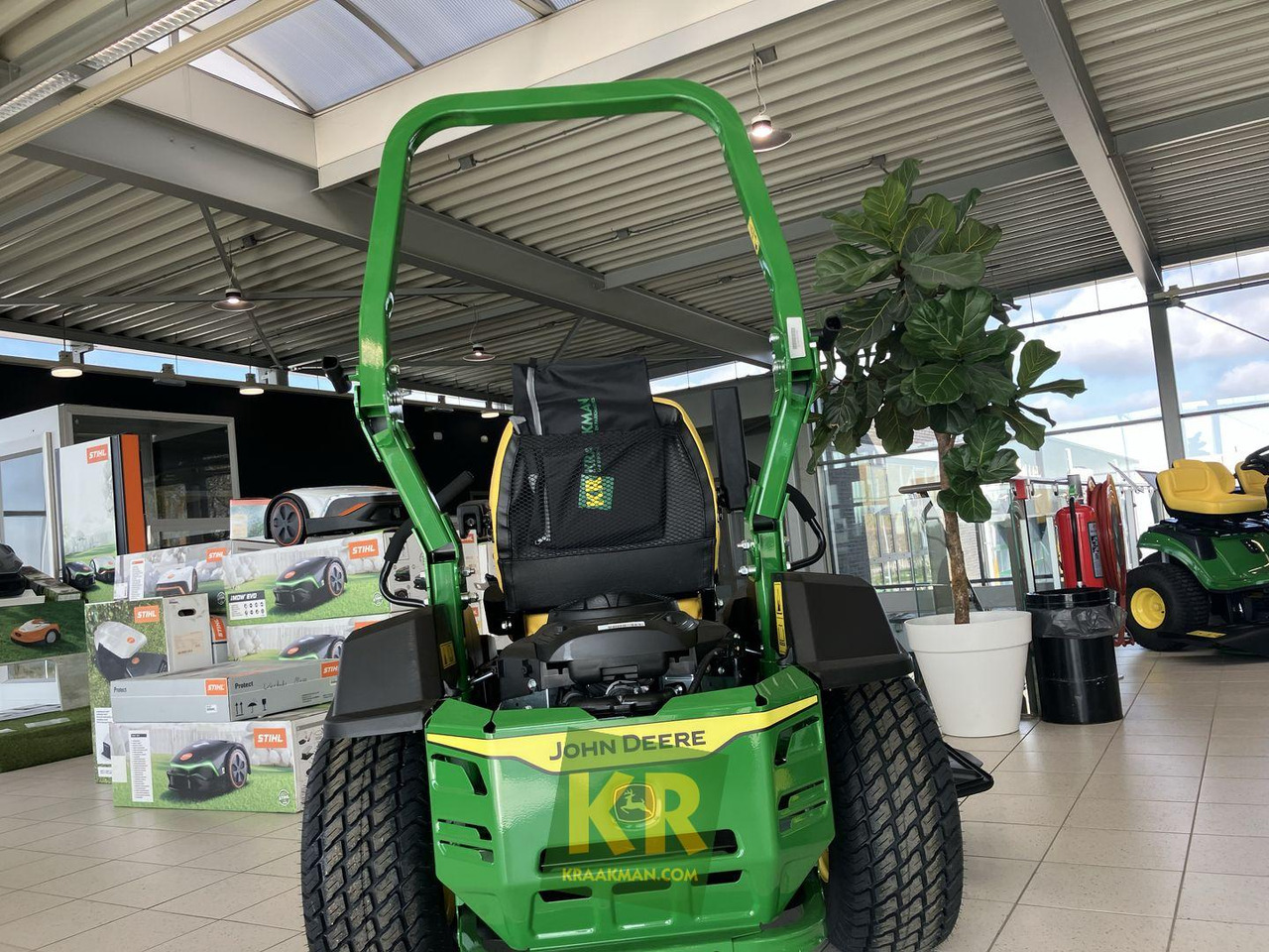 Z515E ZEROTURN John Deere - Vrtna kosilica: slika Z515E ZEROTURN John Deere - Vrtna kosilica Z515E ZEROTURN John Deere - Vrtna kosilica: slika Z515E ZEROTURN John Deere - Vrtna kosilica