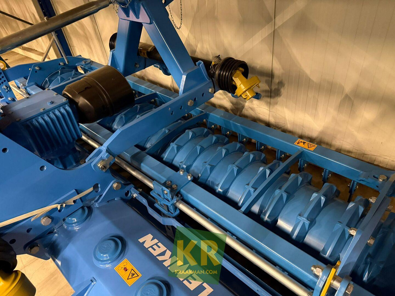 Zirkon 8 Lemken - Drljača: slika Zirkon 8 Lemken - Drljača Zirkon 8 Lemken - Drljača: slika Zirkon 8 Lemken - Drljača