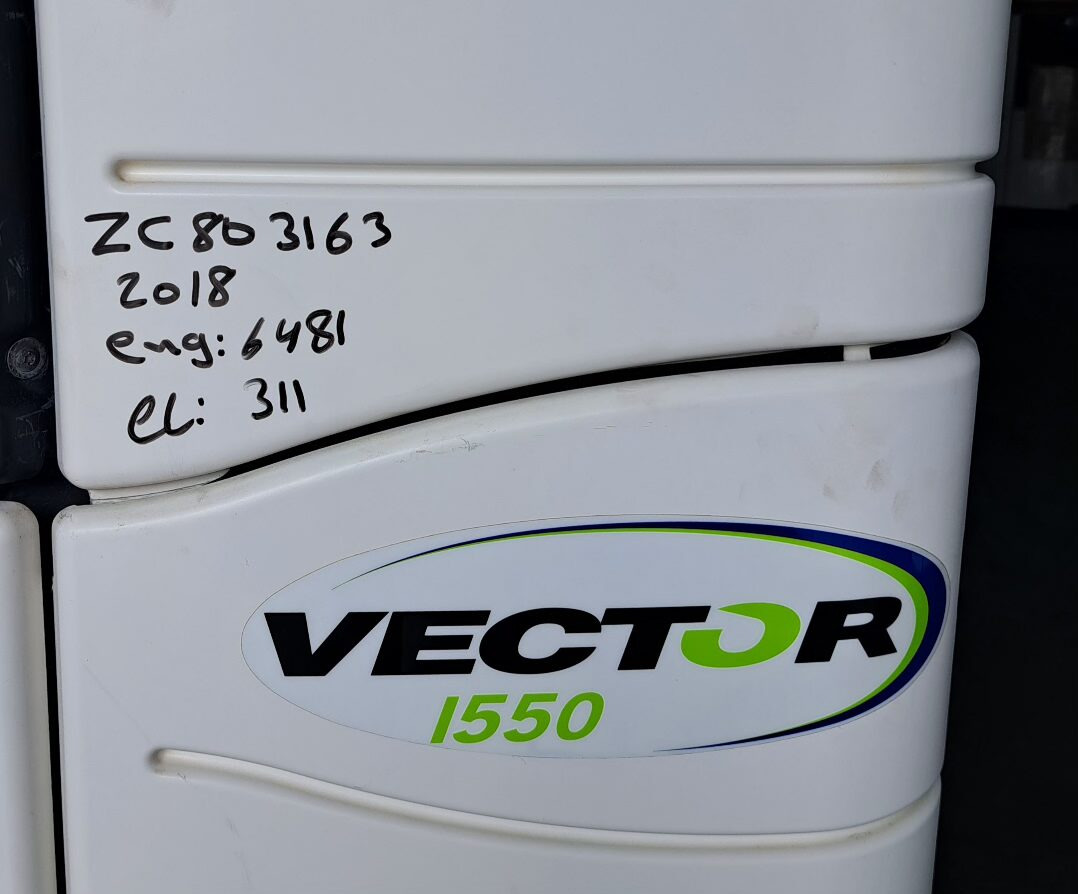 Carrier Vector 1550 S/N : ZC803163 - Jedinica hladnjaka: slika Carrier Vector 1550 S/N : ZC803163 - Jedinica hladnjaka Carrier Vector 1550 S/N : ZC803163 - Jedinica hladnjaka: slika Carrier Vector 1550 S/N : ZC803163 - Jedinica hladnjaka