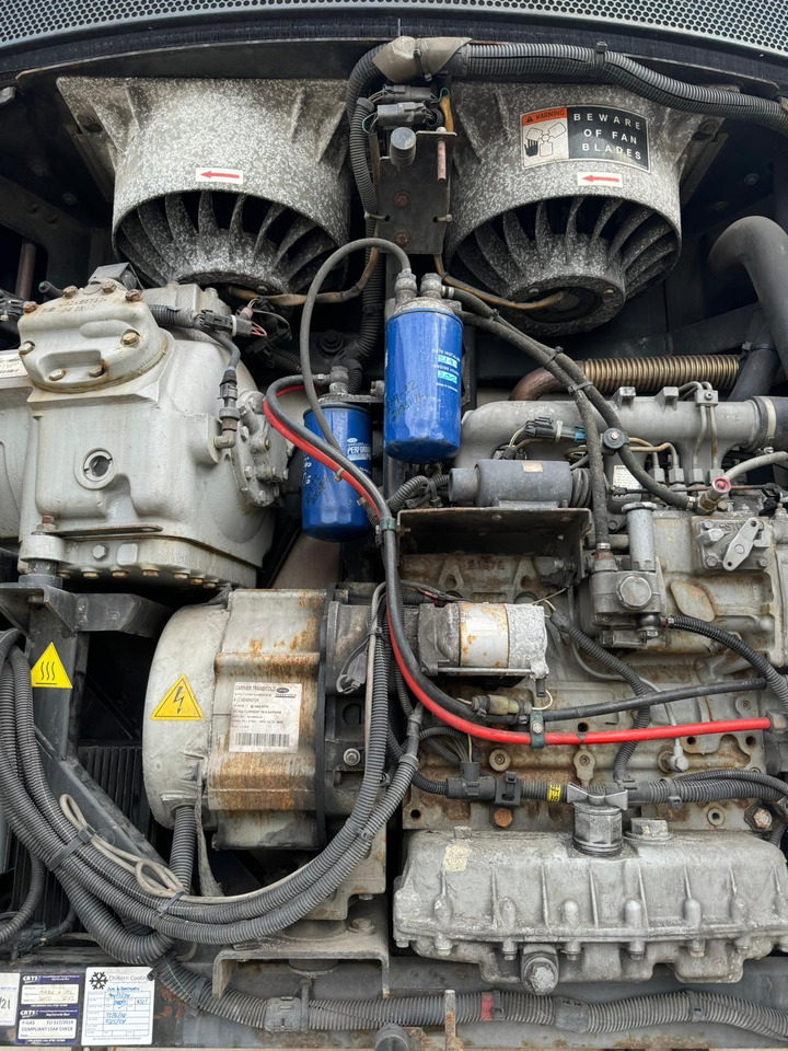 Poluprikolica hladnjača Schmitz Cargobull 2009 Vector 1850 MT: slika Poluprikolica hladnjača Schmitz Cargobull 2009 Vector 1850 MT Poluprikolica hladnjača Schmitz Cargobull 2009 Vector 1850 MT: slika Poluprikolica hladnjača Schmitz Cargobull 2009 Vector 1850 MT