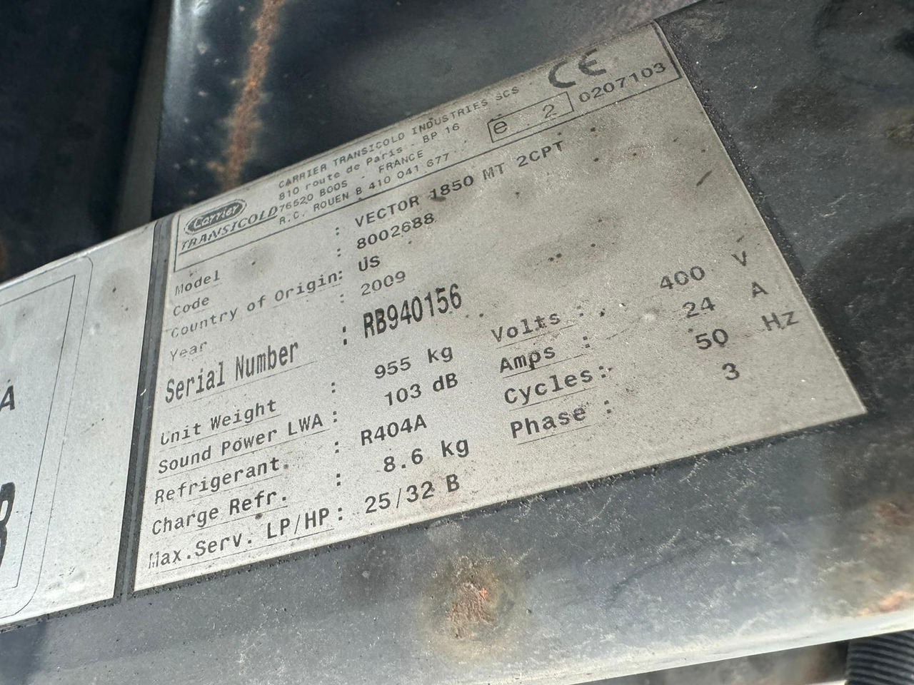 Poluprikolica hladnjača Schmitz Cargobull 2009 Vector 1850 MT: slika Poluprikolica hladnjača Schmitz Cargobull 2009 Vector 1850 MT Poluprikolica hladnjača Schmitz Cargobull 2009 Vector 1850 MT: slika Poluprikolica hladnjača Schmitz Cargobull 2009 Vector 1850 MT