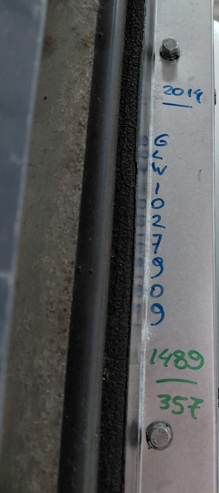 Thermo King SLX300e S/N : GLW1027909 - Jedinica hladnjaka: slika Thermo King SLX300e S/N : GLW1027909 - Jedinica hladnjaka Thermo King SLX300e S/N : GLW1027909 - Jedinica hladnjaka: slika Thermo King SLX300e S/N : GLW1027909 - Jedinica hladnjaka