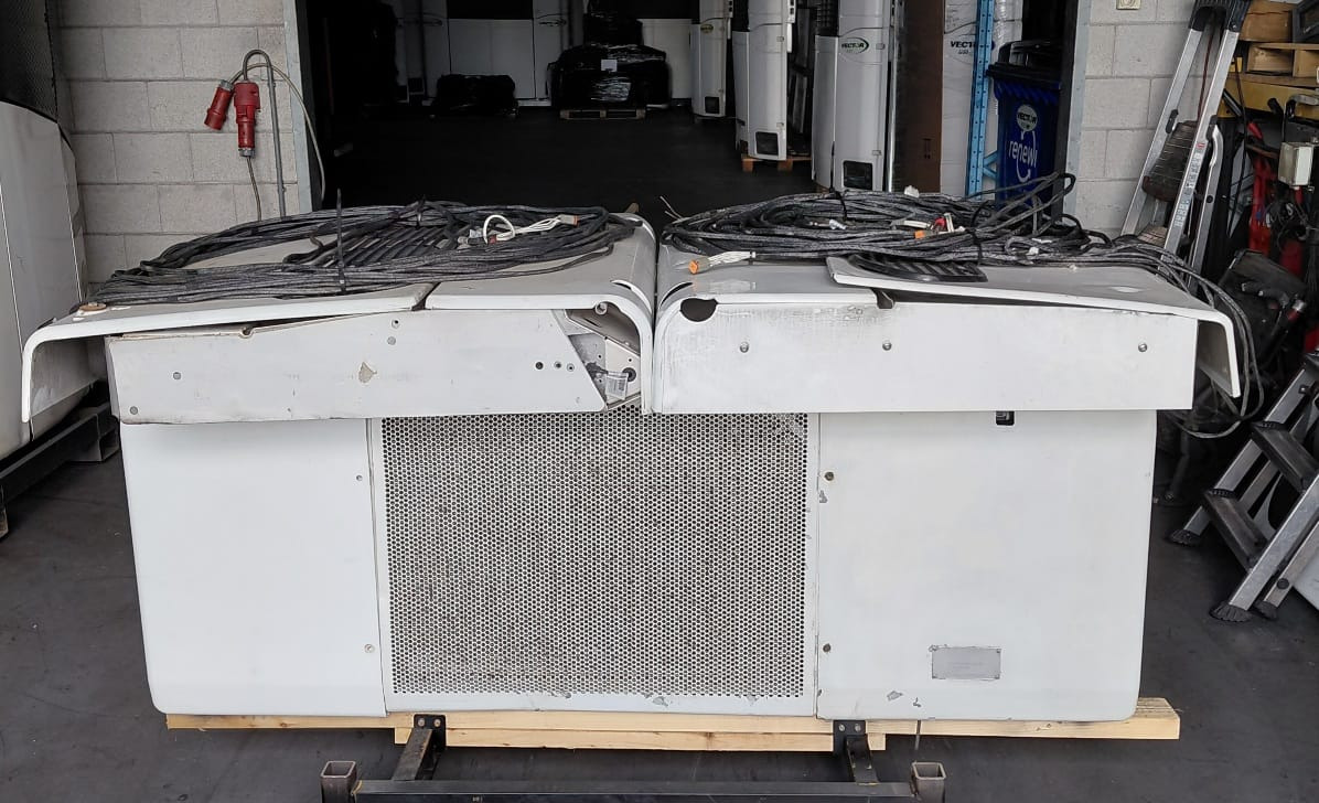 Thermo King UT-800 – GLW1030115 - Jedinica hladnjaka: slika Thermo King UT-800 – GLW1030115 - Jedinica hladnjaka Thermo King UT-800 – GLW1030115 - Jedinica hladnjaka: slika Thermo King UT-800 – GLW1030115 - Jedinica hladnjaka