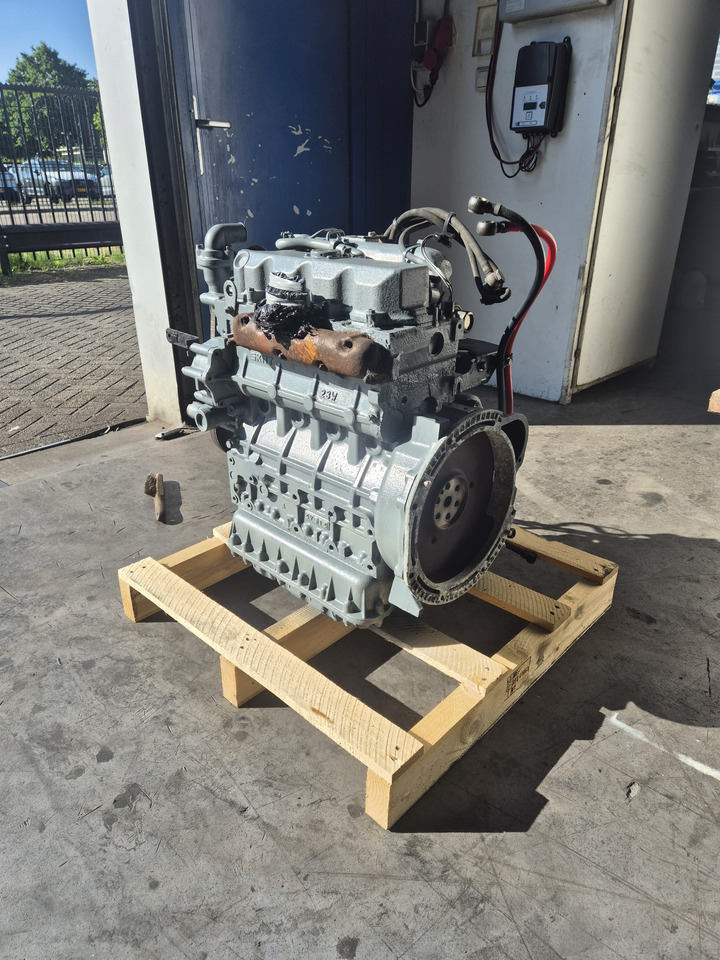 Vector 1950 Engine - Motor: slika Vector 1950 Engine - Motor Vector 1950 Engine - Motor: slika Vector 1950 Engine - Motor