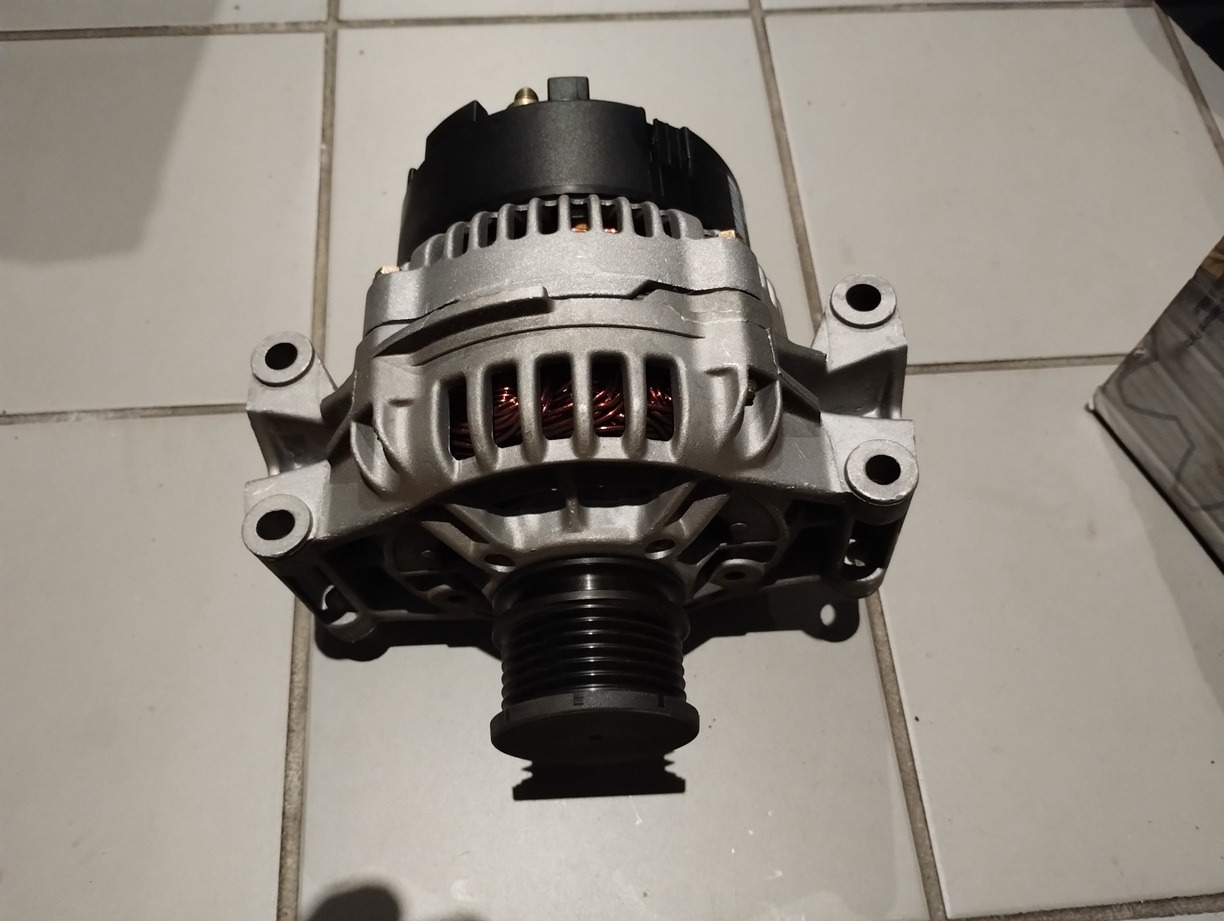 Alternator Mercedes 0111540602 0123320065 90A BOSCH SPRINTER 901 902 903 904 C KLASA - Alternator za Autobus: slika Alternator Mercedes 0111540602 0123320065 90A BOSCH SPRINTER 901 902 903 904 C KLASA - Alternator za Autobus Alternator Mercedes 0111540602 0123320065 90A BOSCH SPRINTER 901 902 903 904 C KLASA - Alternator za Autobus: slika Alternator Mercedes 0111540602 0123320065 90A BOSCH SPRINTER 901 902 903 904 C KLASA - Alternator za Autobus