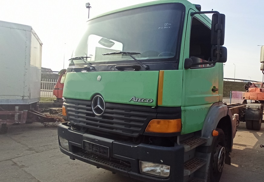 MERCEDES-BENZ ATEGO 1823 - Kamion-šasija: slika MERCEDES-BENZ ATEGO 1823 - Kamion-šasija MERCEDES-BENZ ATEGO 1823 - Kamion-šasija: slika MERCEDES-BENZ ATEGO 1823 - Kamion-šasija