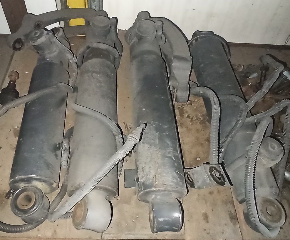 MERCEDES-BENZ Actros MP2 MP3 0073260400 SACHS 131852 - Amortizeri za Kamion: slika MERCEDES-BENZ Actros MP2 MP3 0073260400 SACHS 131852 - Amortizeri za Kamion MERCEDES-BENZ Actros MP2 MP3 0073260400 SACHS 131852 - Amortizeri za Kamion: slika MERCEDES-BENZ Actros MP2 MP3 0073260400 SACHS 131852 - Amortizeri za Kamion