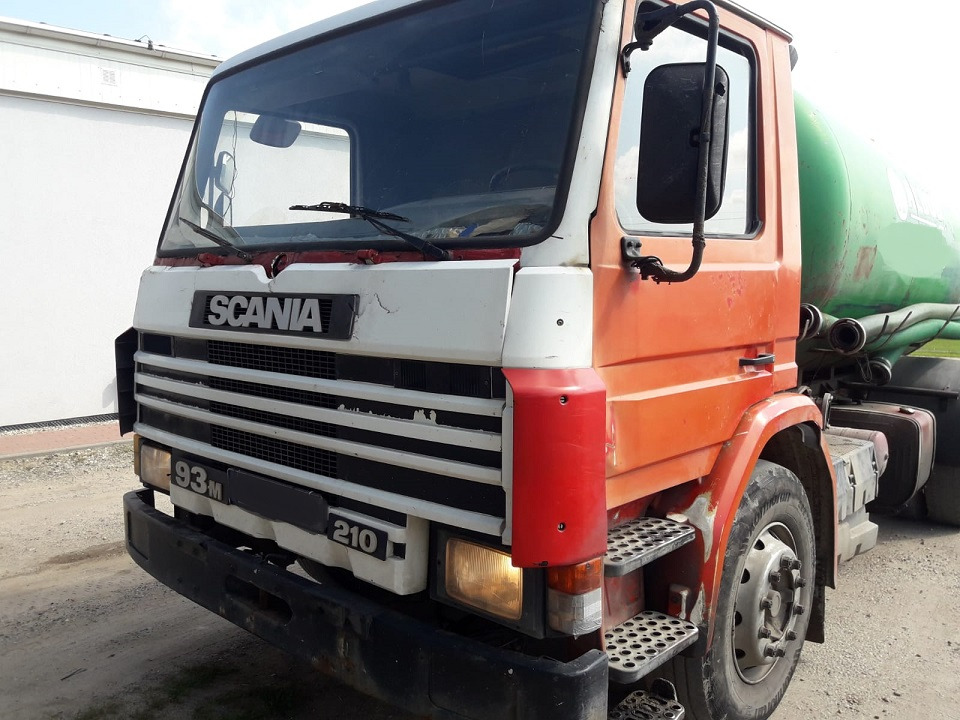 SCANIA 93 210 - Kamion-šasija: slika SCANIA 93 210 - Kamion-šasija SCANIA 93 210 - Kamion-šasija: slika SCANIA 93 210 - Kamion-šasija