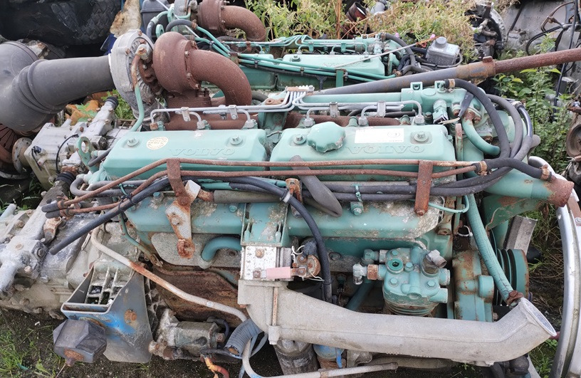 SILNIK CZĘŚCI ENGINE PARTS WAŁ KORBOWY WAŁEK ROZRZADU POMPA WTRYSKOWA VOLVO FL TD 63 E - Motor i dijelovi: slika SILNIK CZĘŚCI ENGINE PARTS WAŁ KORBOWY WAŁEK ROZRZADU POMPA WTRYSKOWA VOLVO FL TD 63 E - Motor i dijelovi SILNIK CZĘŚCI ENGINE PARTS WAŁ KORBOWY WAŁEK ROZRZADU POMPA WTRYSKOWA VOLVO FL TD 63 E - Motor i dijelovi: slika SILNIK CZĘŚCI ENGINE PARTS WAŁ KORBOWY WAŁEK ROZRZADU POMPA WTRYSKOWA VOLVO FL TD 63 E - Motor i dijelovi